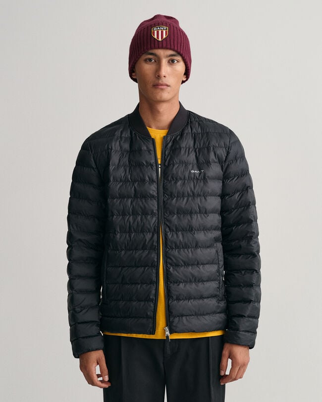 Banner Shield beanie