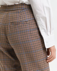 Pantalon habill&eacute; court