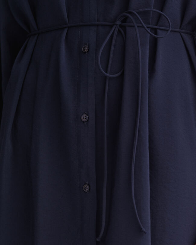 Robe-chemise &agrave; col droit