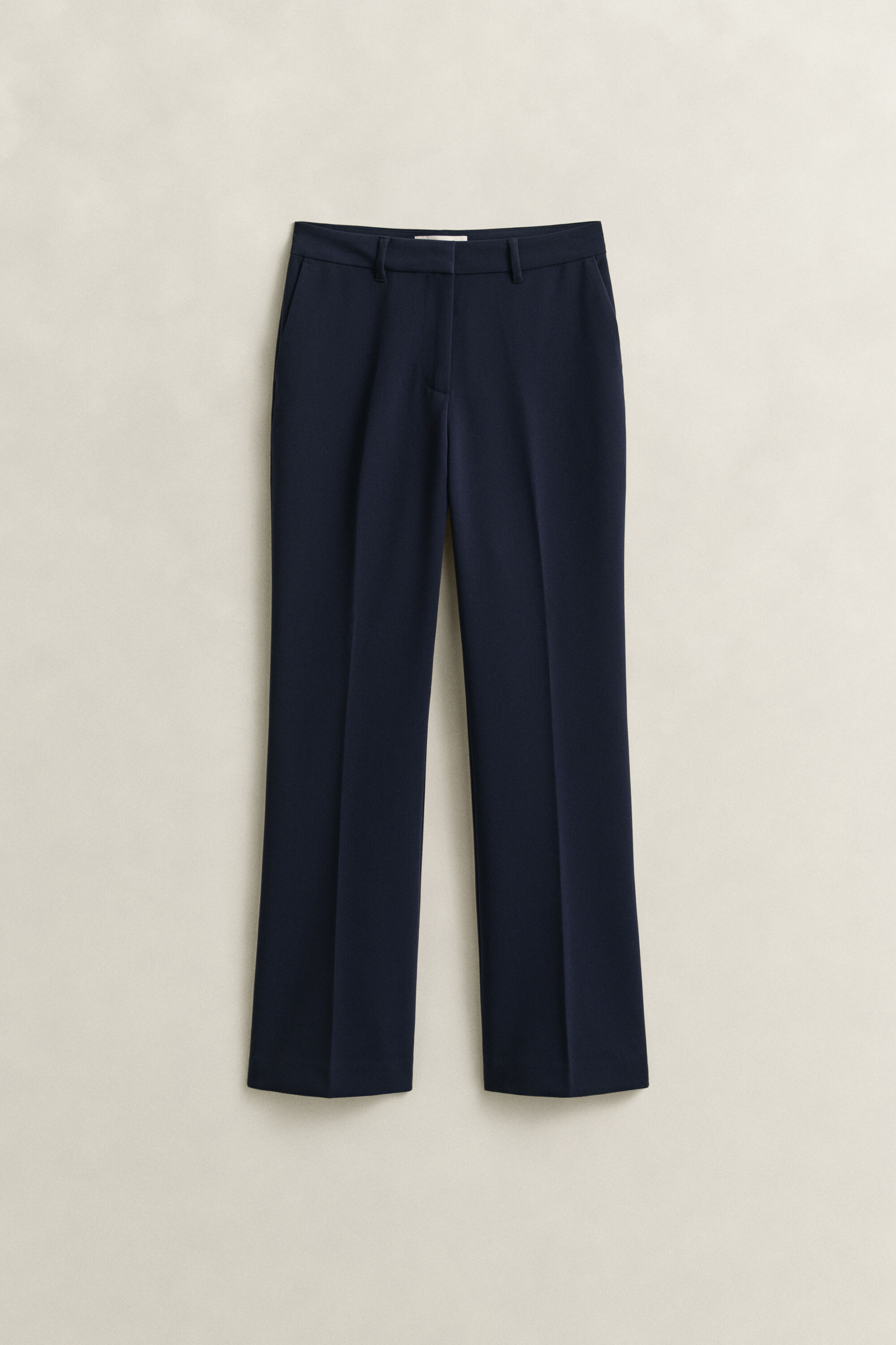 Nette nauwsluitende flared broek