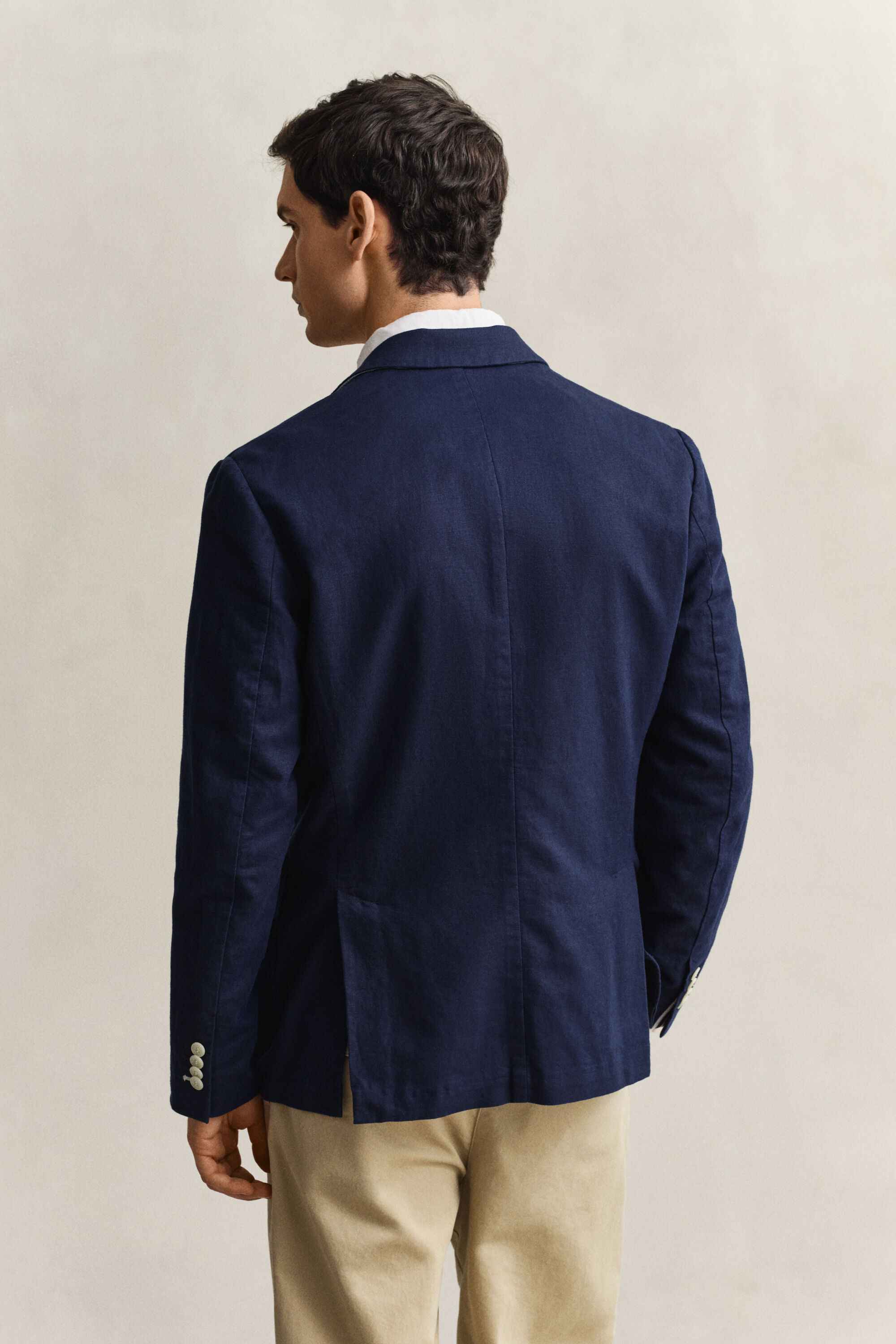 Kostuumjasje van een getextureerde katoenmix