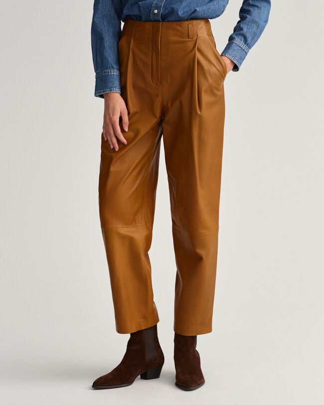 Pantalon en cuir plissé