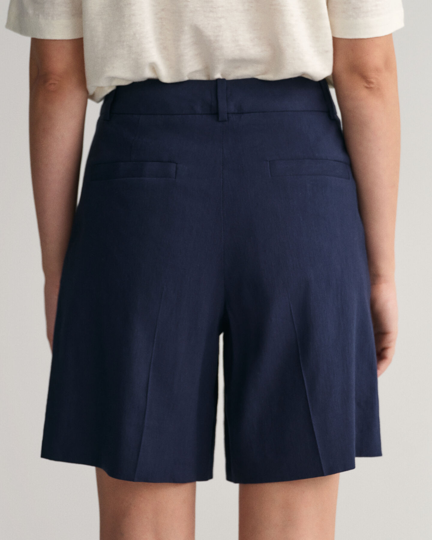 Short en lin stretch