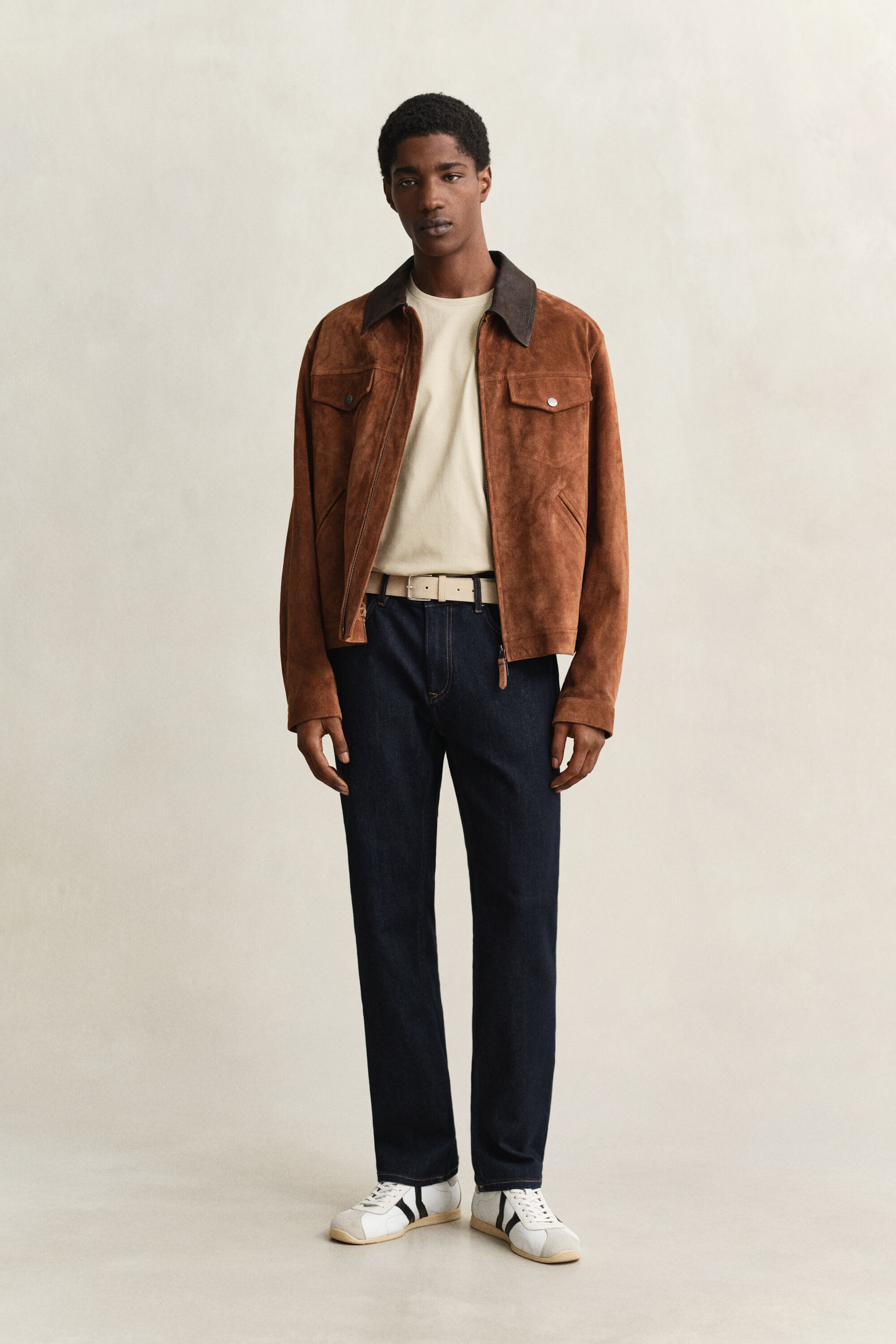 T-shirt coupe regular Shield