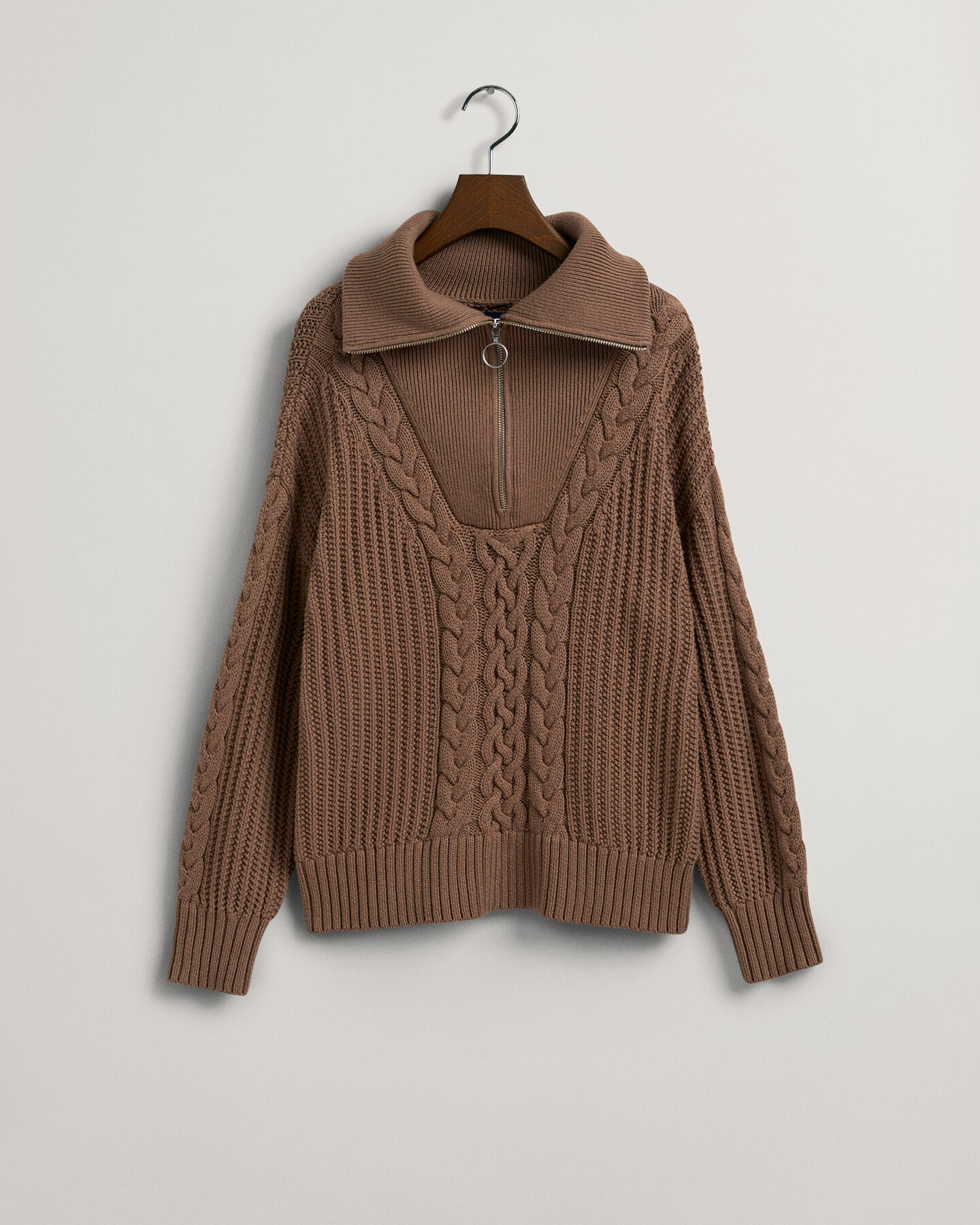 Pull à demi-zip avec torsades