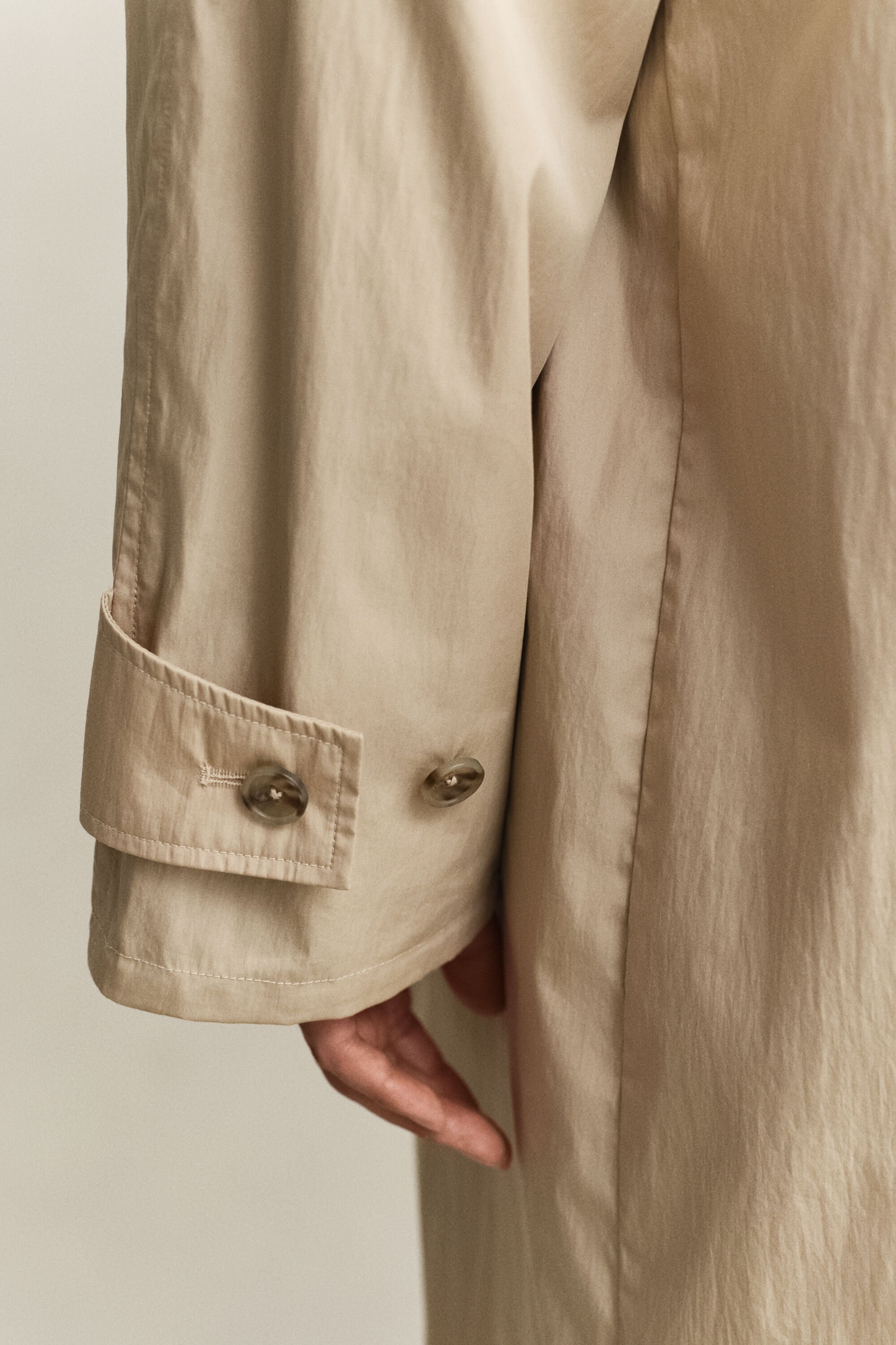 Tweezijdig draagbare lichtgewicht jas