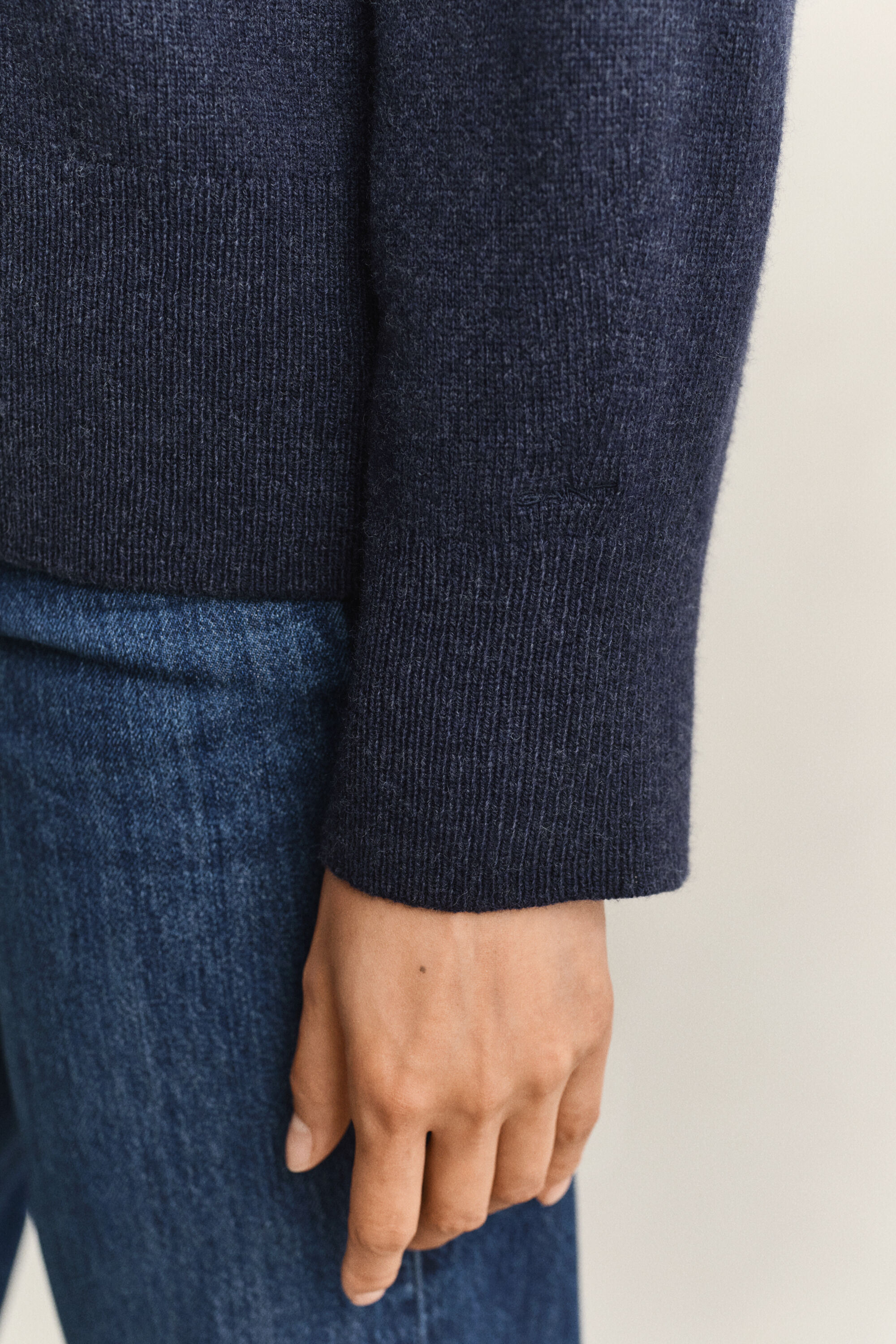 Pull col roulé en laine et cachemire