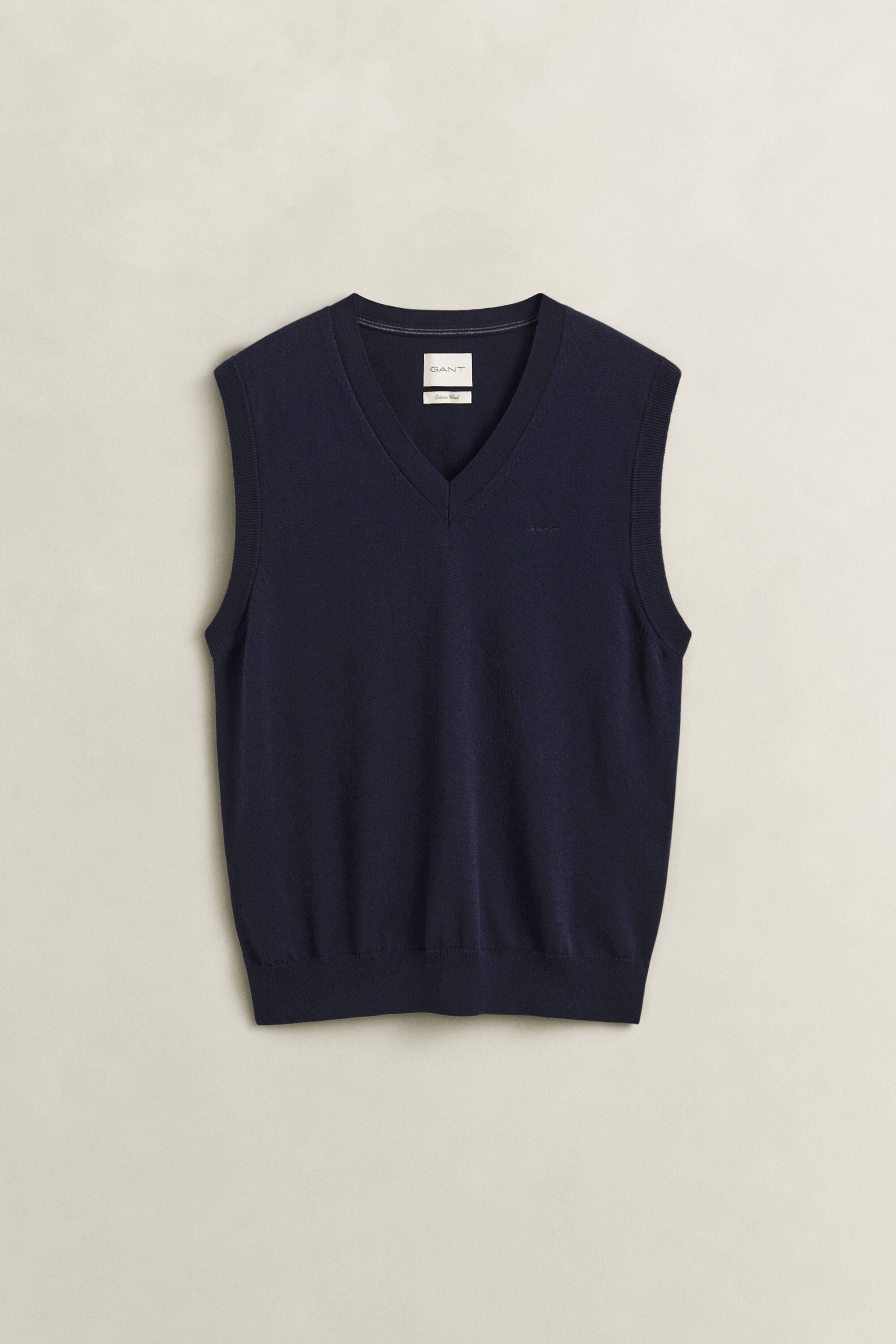 Pull col V sans manches en laine et coton
