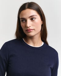 Fijngebreide trui met ronde hals