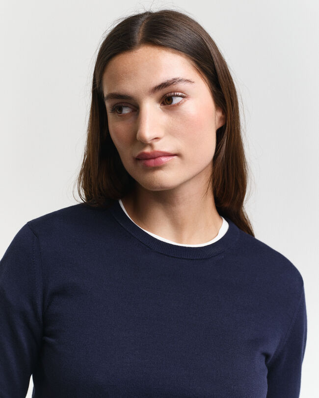 Fijngebreide trui met ronde hals