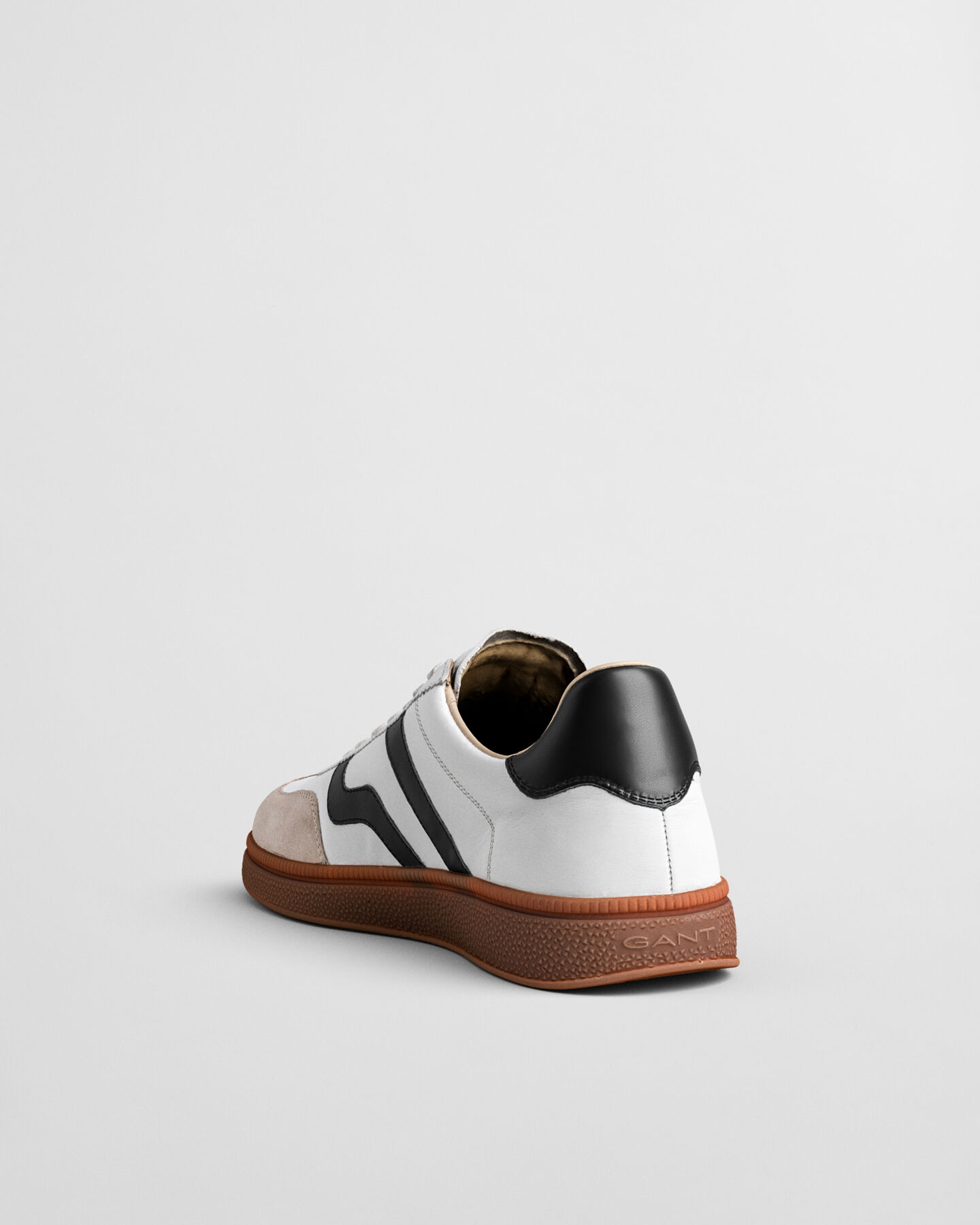 Baskets en daim Cuzmo