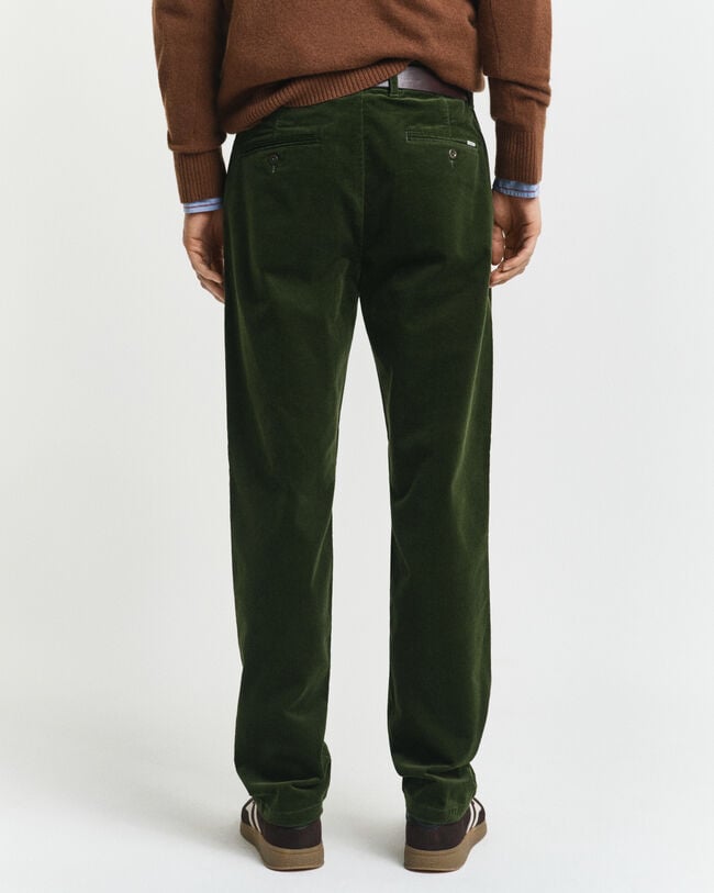 Pantalon chino regular fit en velours côtelé