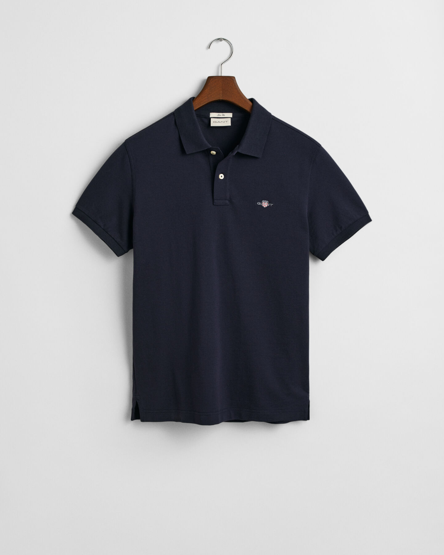 Slim Fit Shield piqué poloshirt