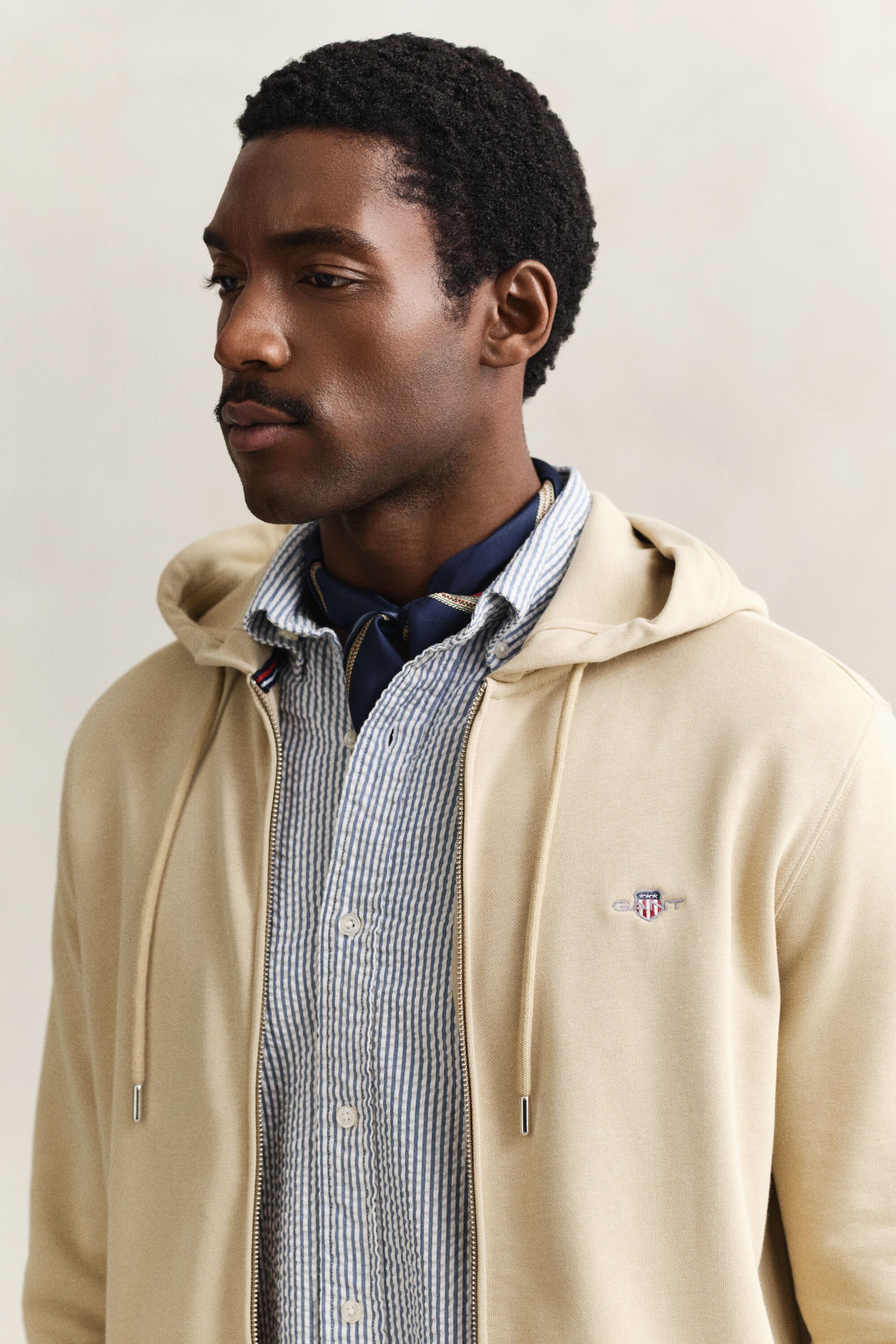 Sweat à capuche zippé Shield