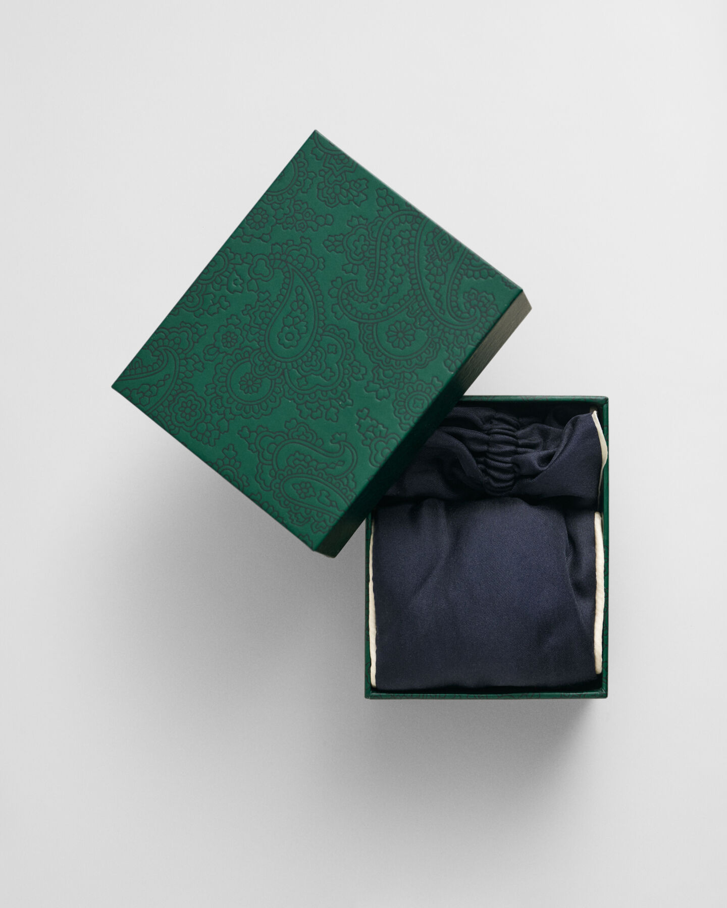 Coffret cadeau masque de sommeil en soie et chouchou