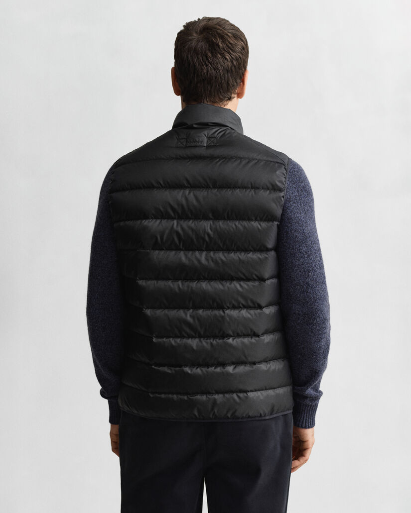 Lichte donsbodywarmer