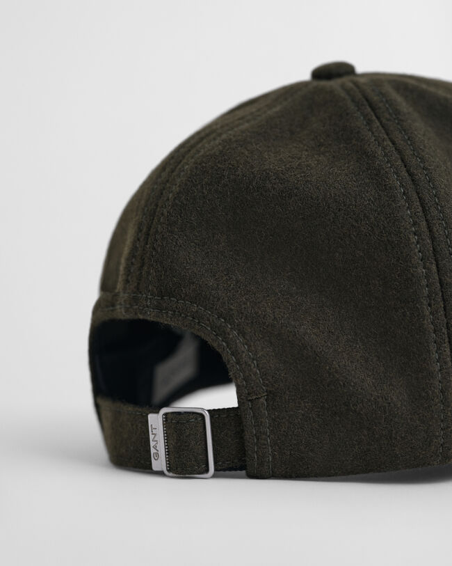 Casquette en molleton avec écusson