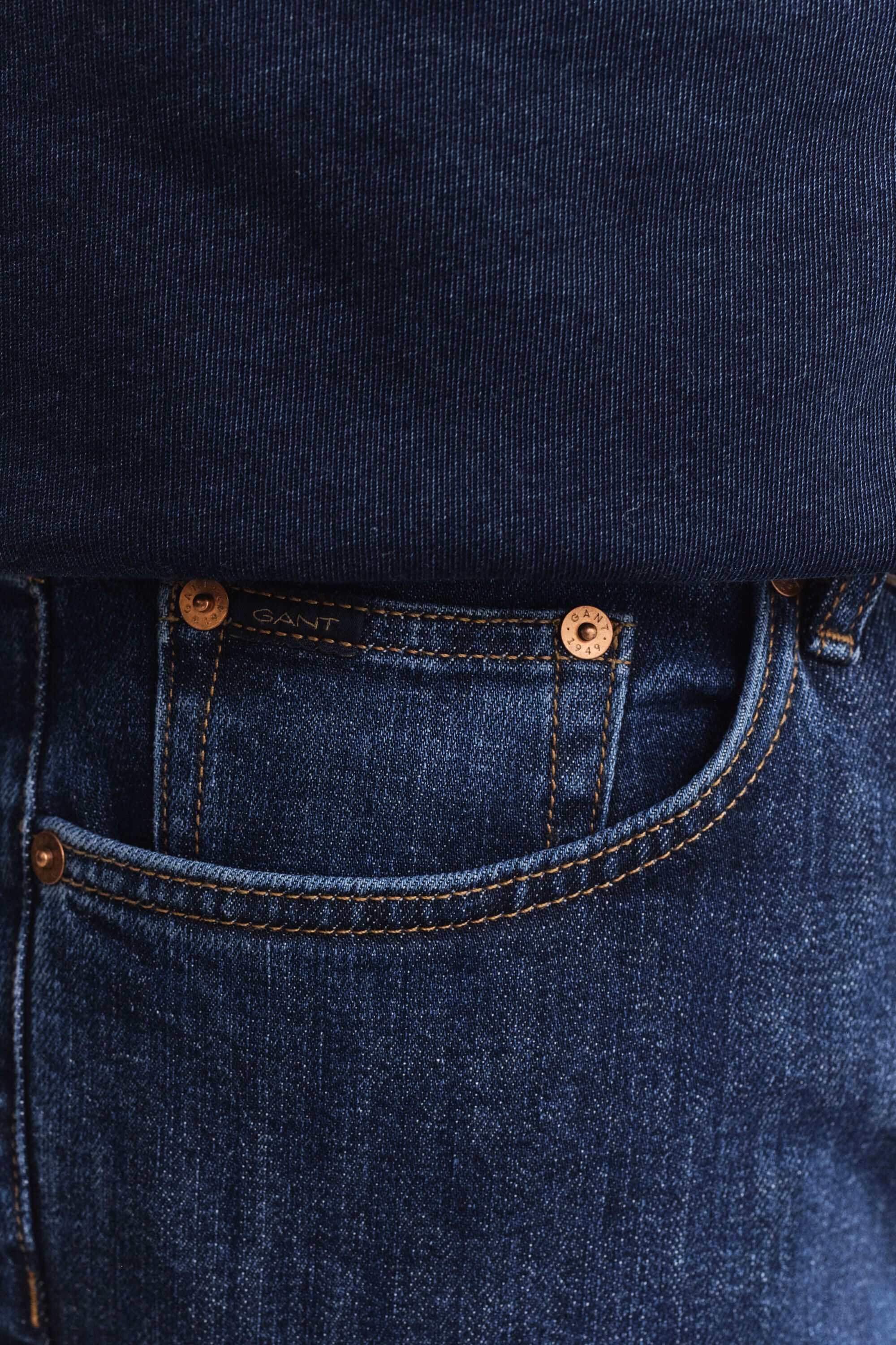 Jean slim fit à délavage épuré