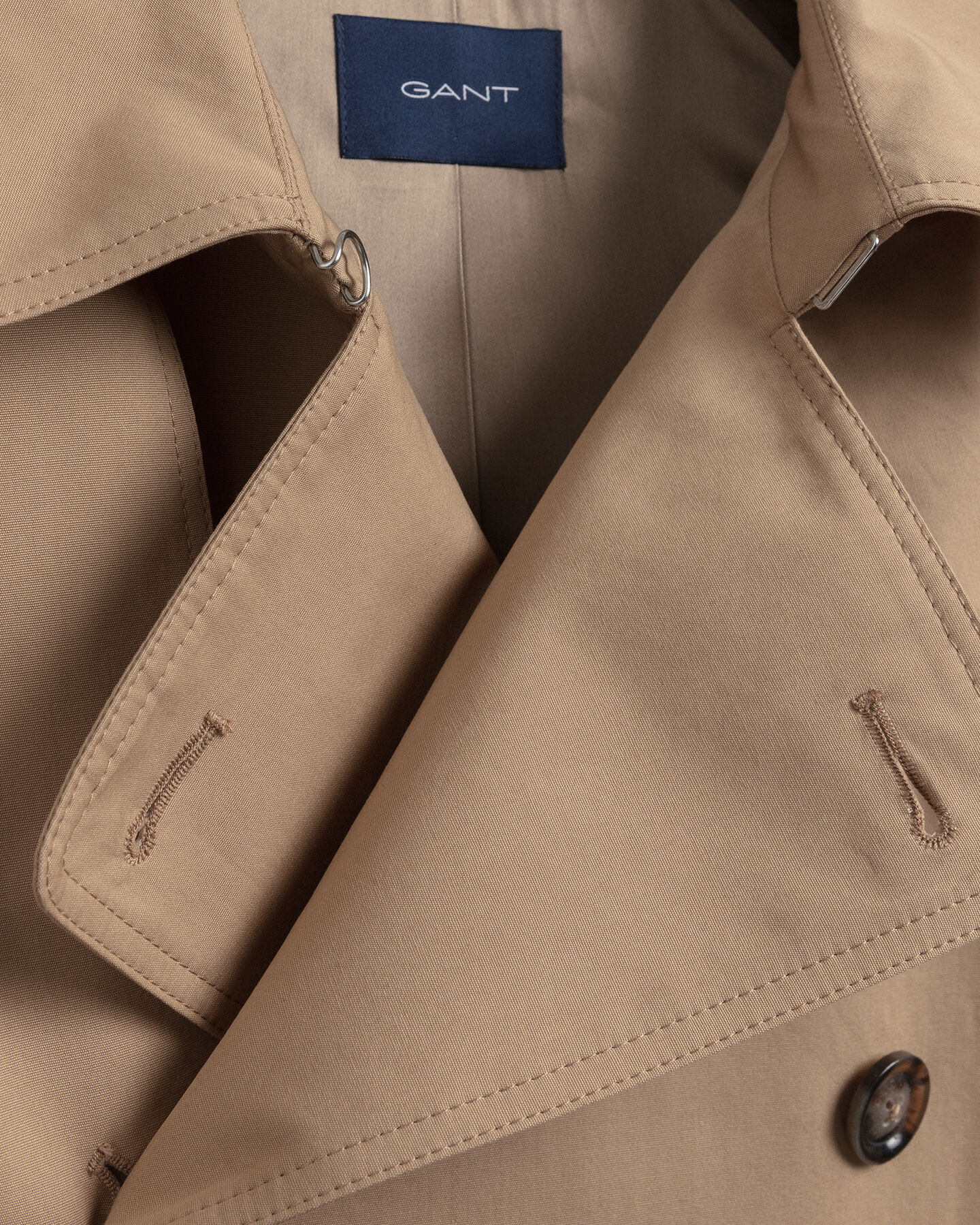 Oversized trenchcoat