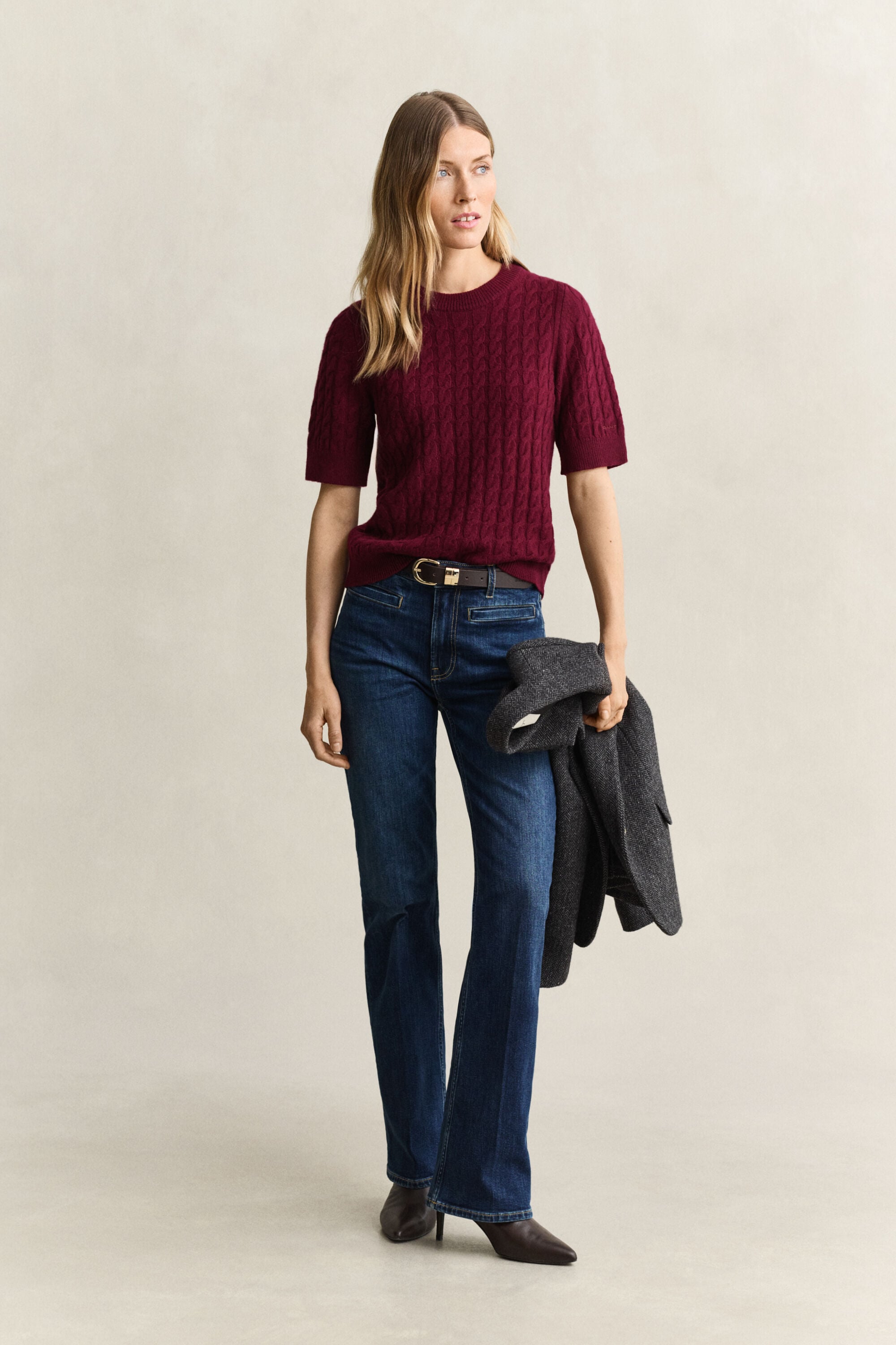 Pull à manches courtes en laine et cachemire à maille torsadée