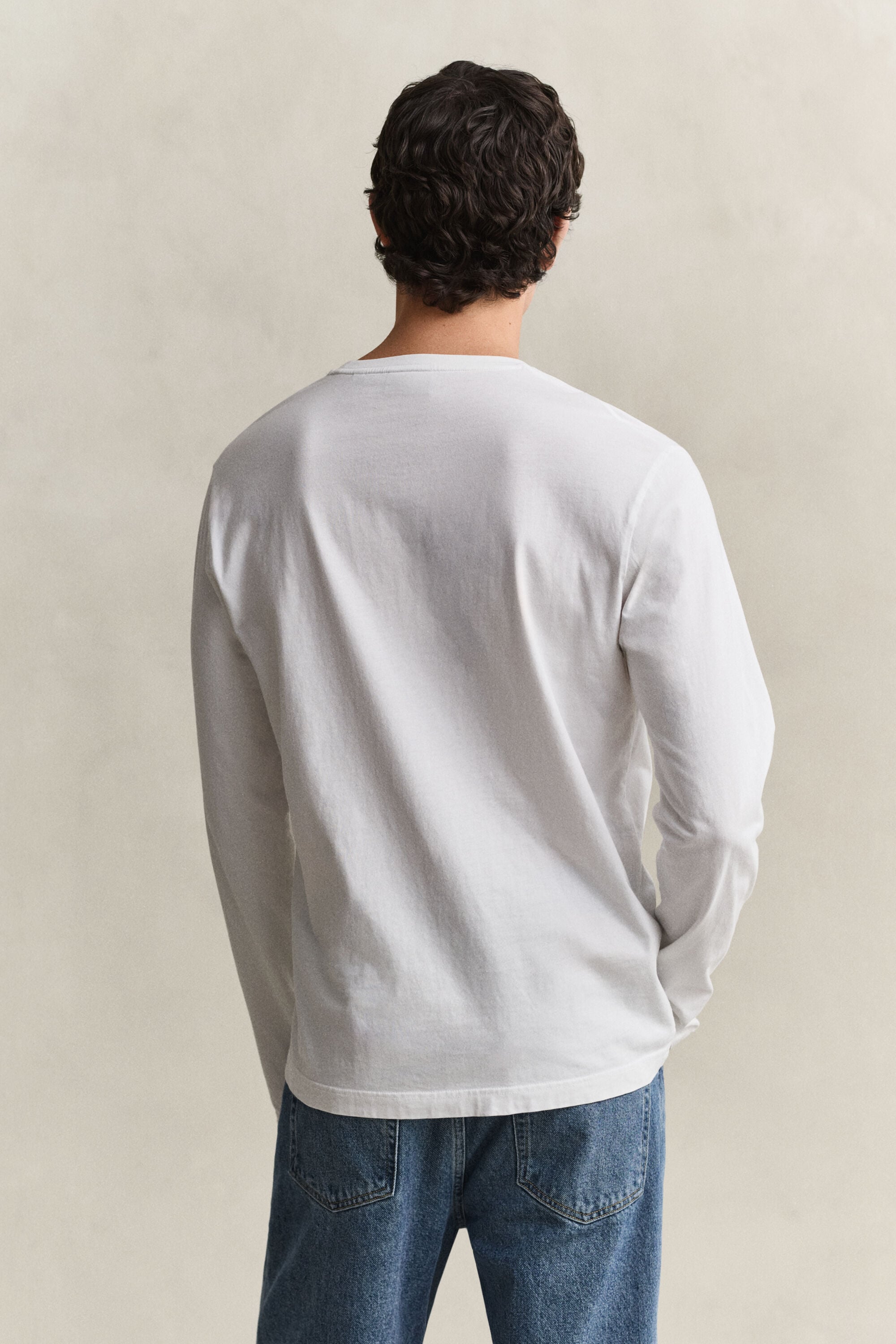 T-shirt à manches longues avec écusson