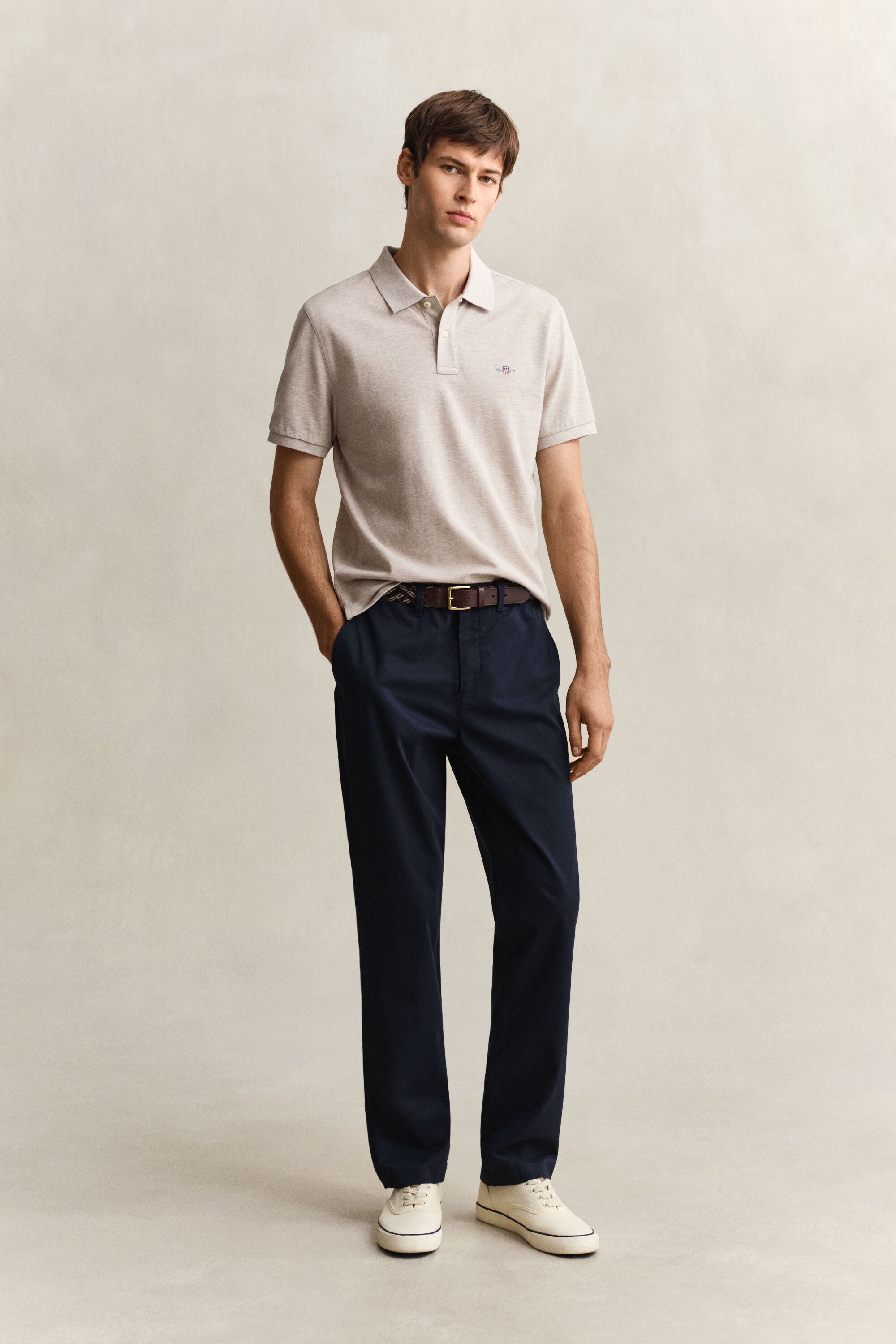 Pantalon chino classique coupe regular