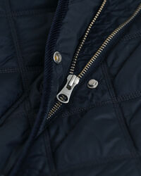 Gewatteerde jas met corduroy details