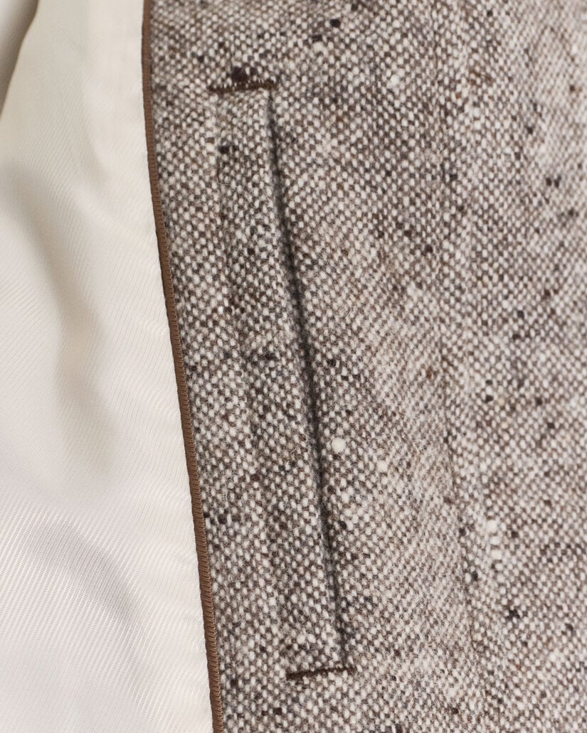 Wollen jas met contrasterende kraag