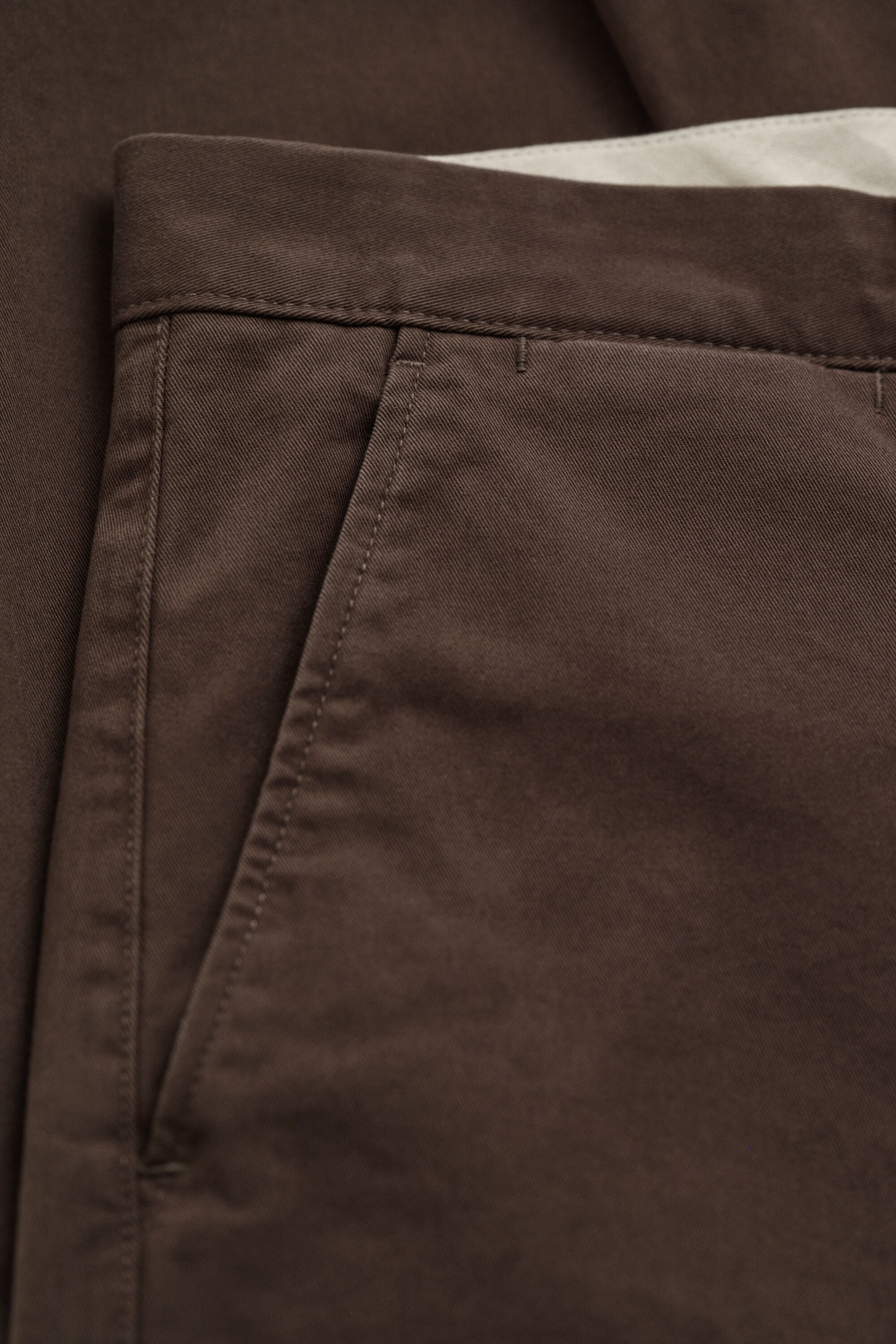 Pantalon chino coupe regular confortable