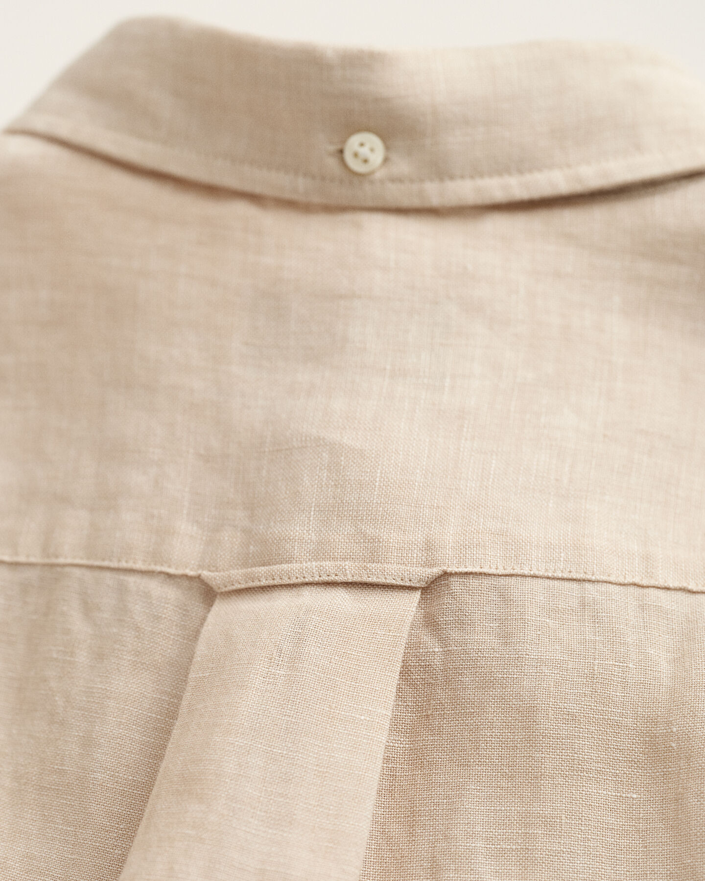 Chemise regular fit en lin &agrave; manches courtes