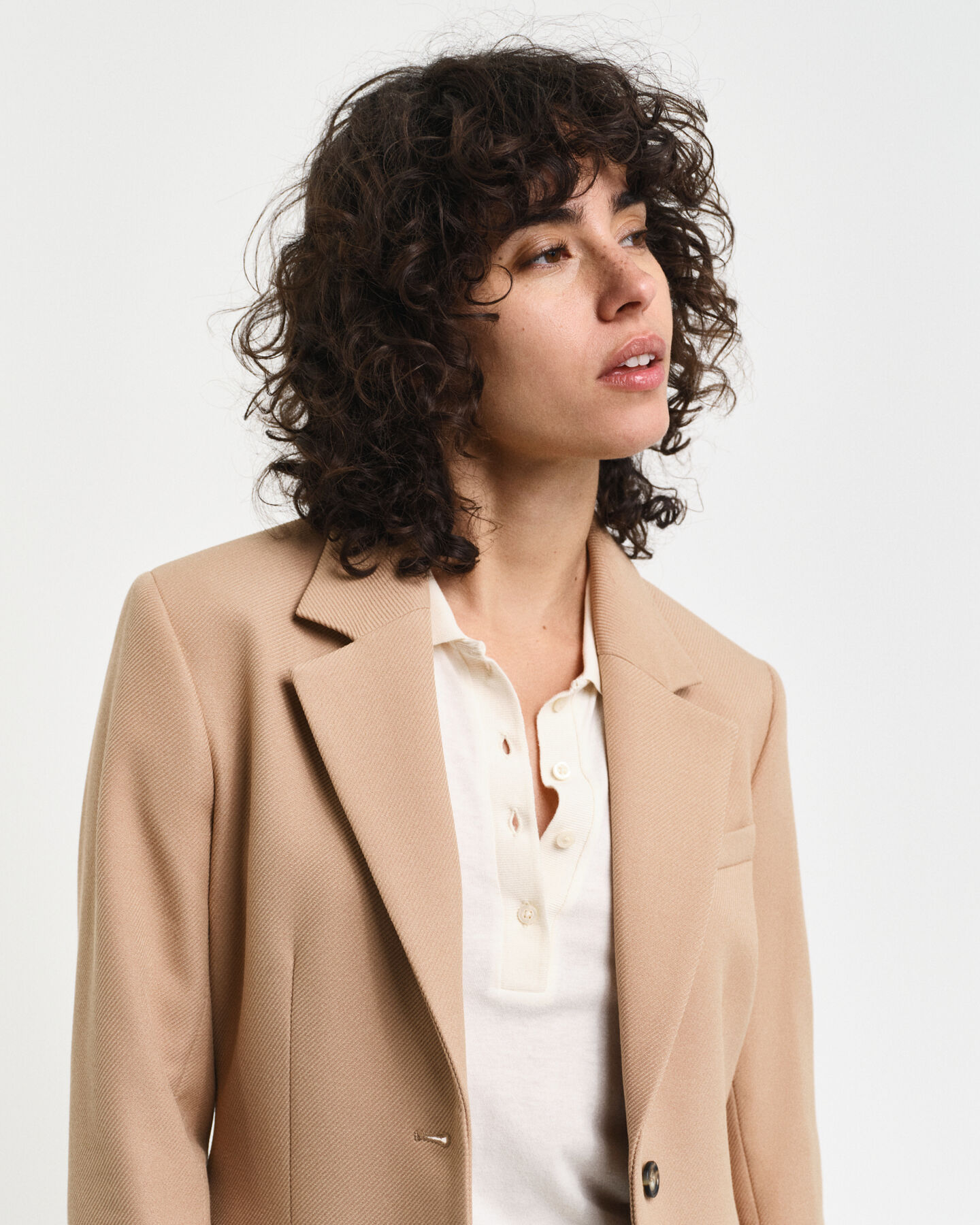 Veste blazer en serg&eacute;