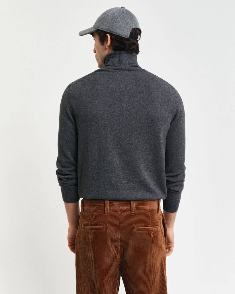 Pull col roulé en coton et laine