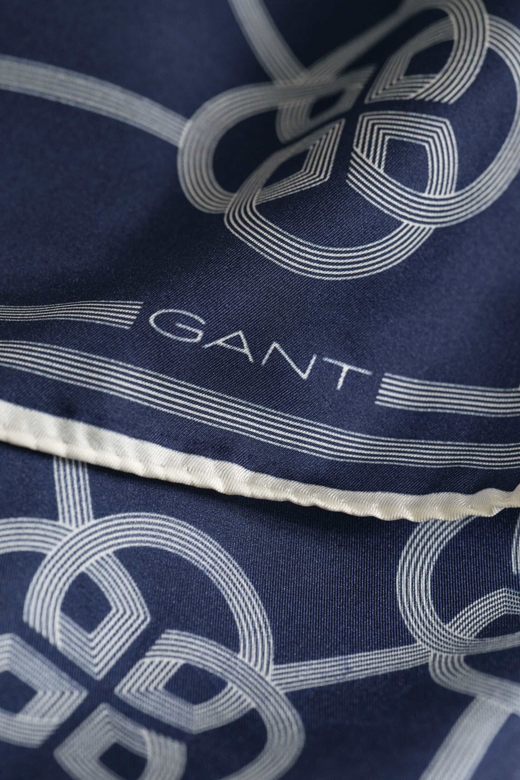 Zijden sjaal met monogramprint