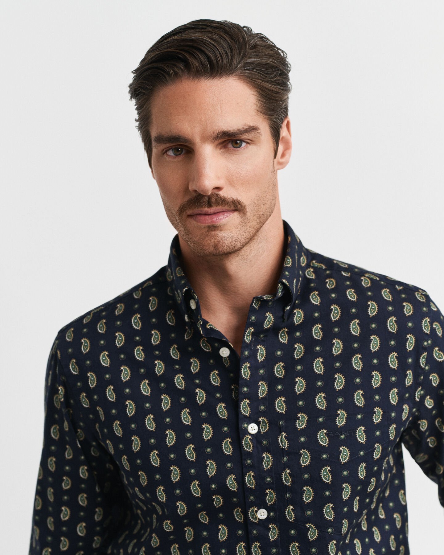 Regular Fit hemd van keperstof met paisleyprint
