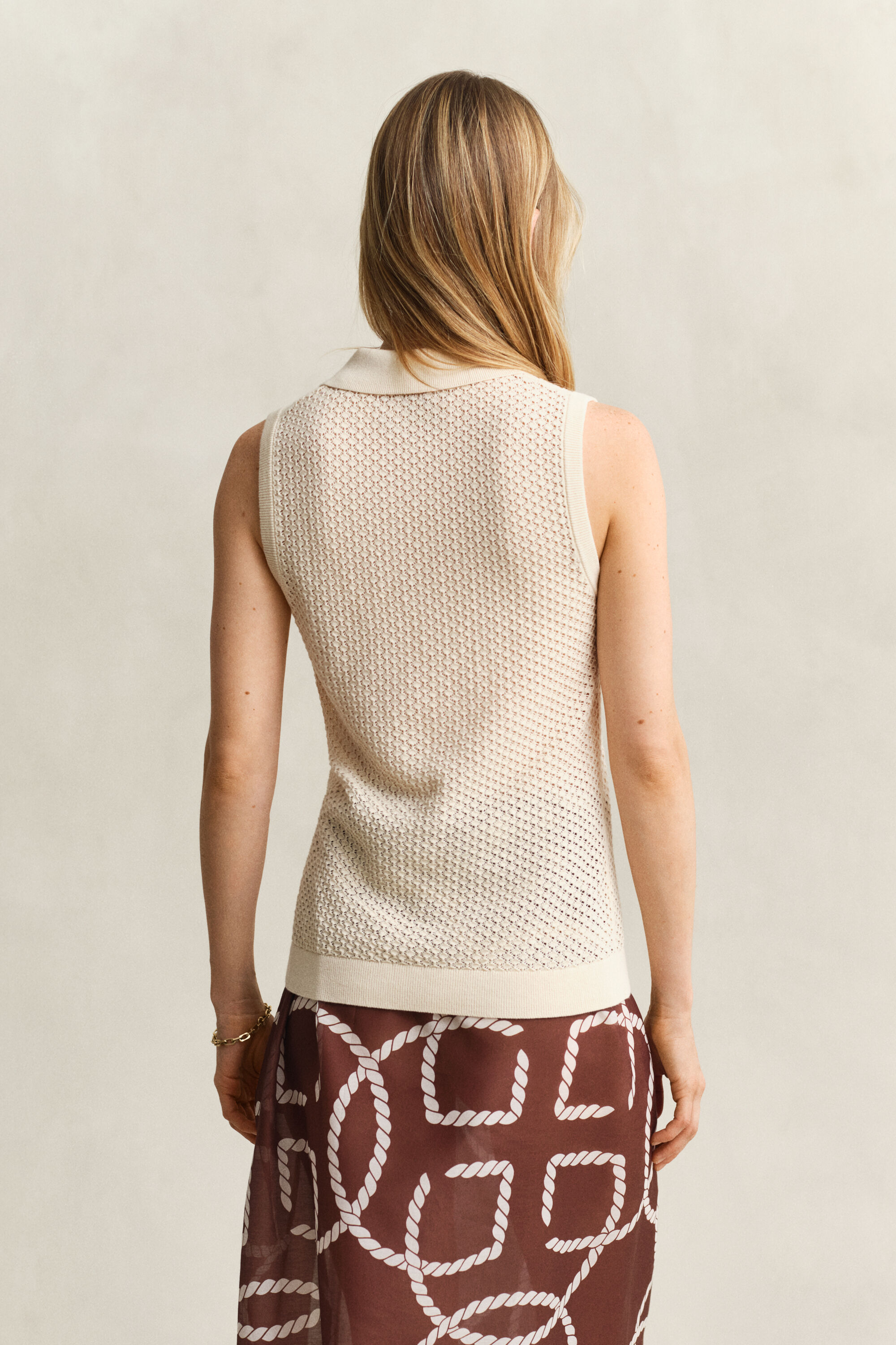 Haut sans manches en maille ajourée