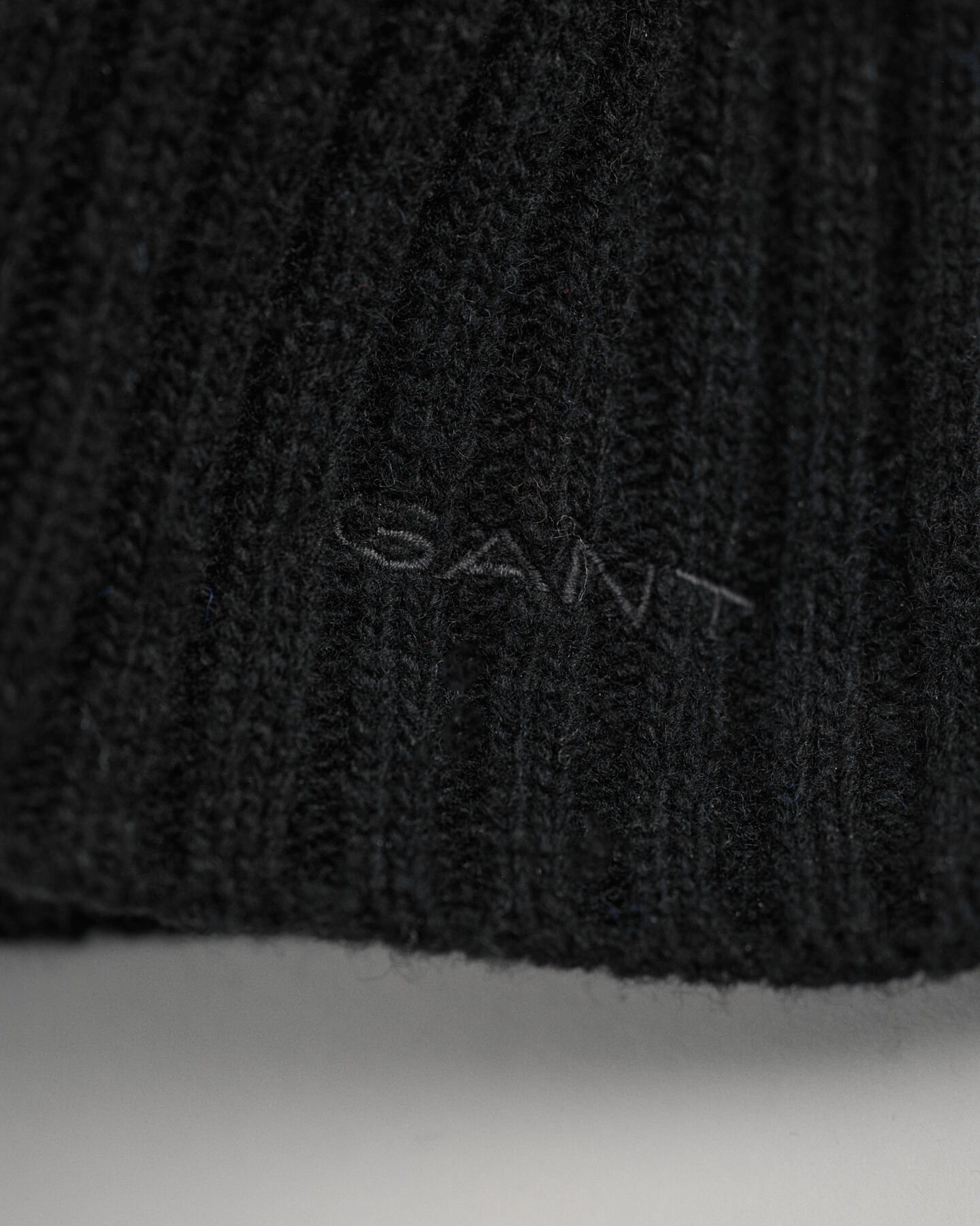 Gebreide wollen bivakmuts