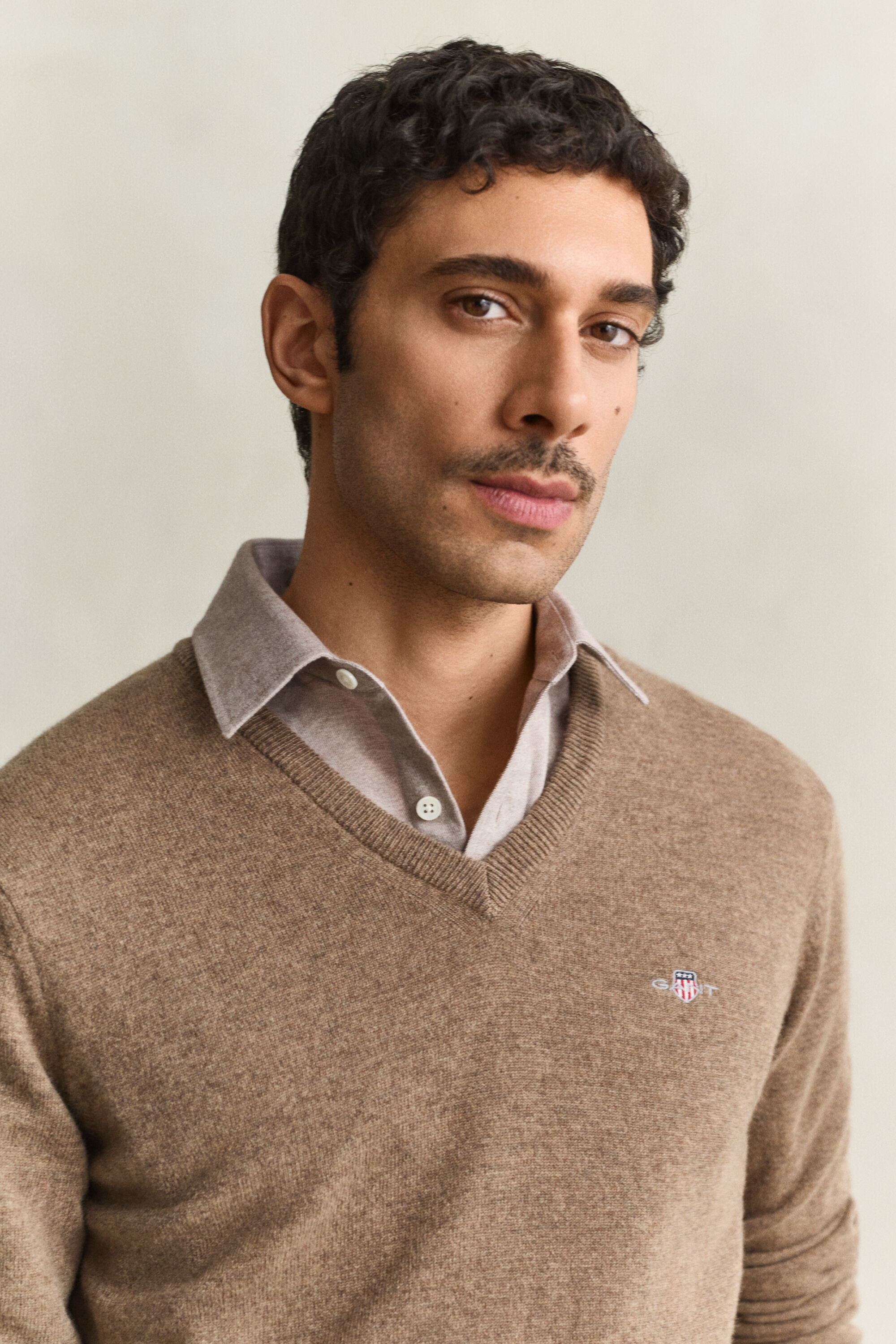 Pull col V en laine d’agneau