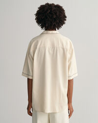 Oversized hemd met borduurwerk en korte mouwen