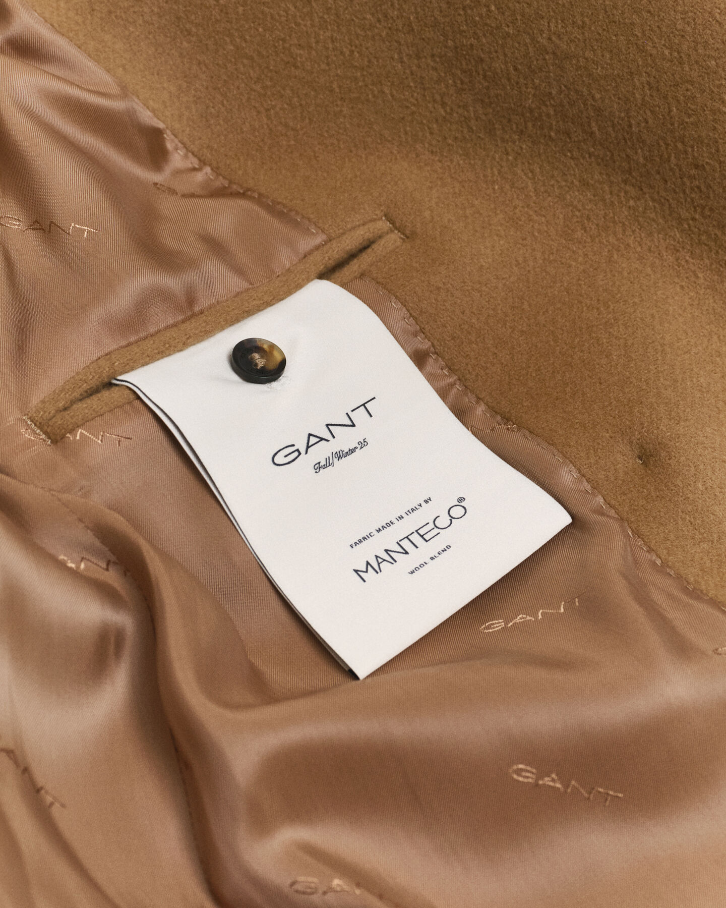 Caban mi-long en laine