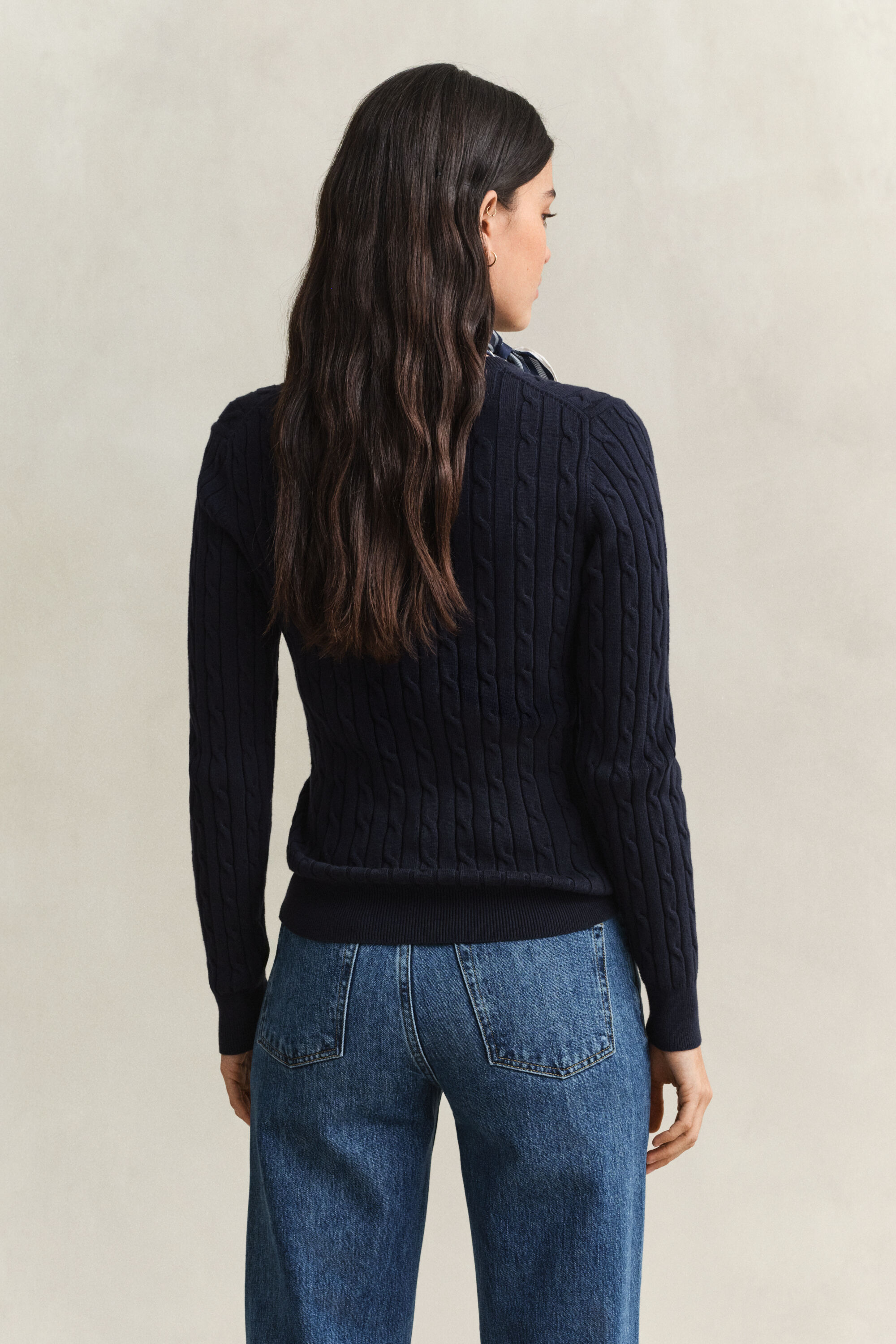 Pull col rond en maille de coton stretch à torsades