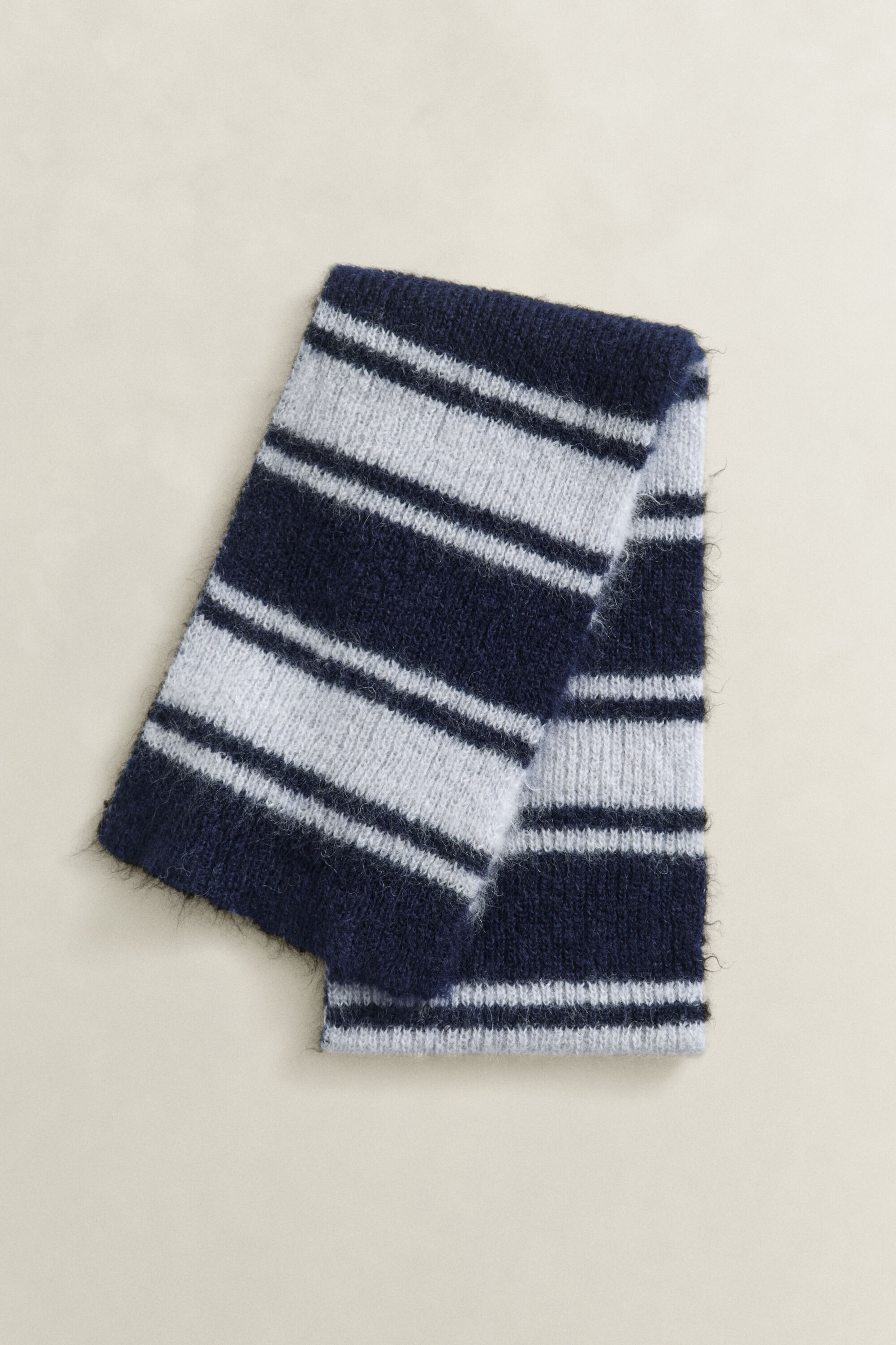 Gestreepte mohair sjaal