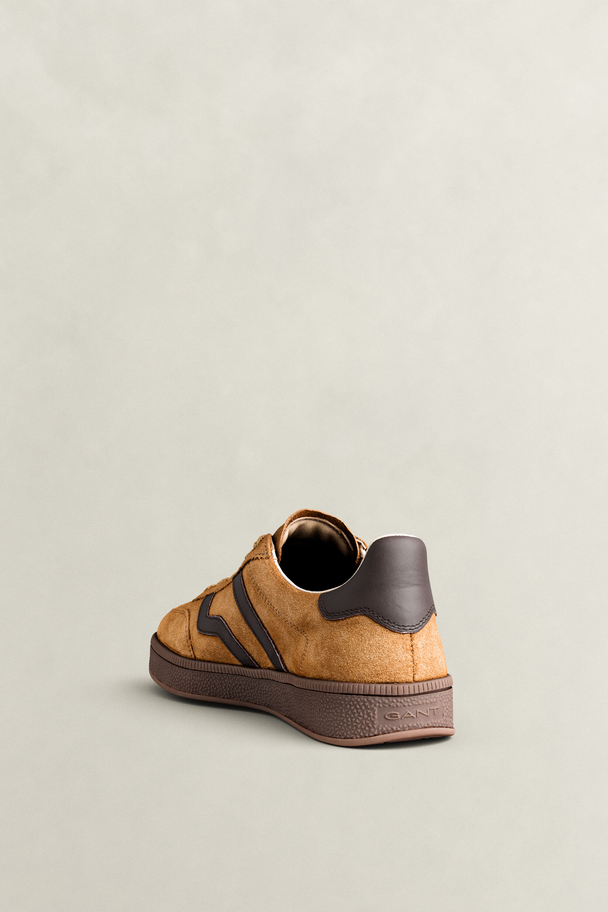 Baskets en daim Cuzima