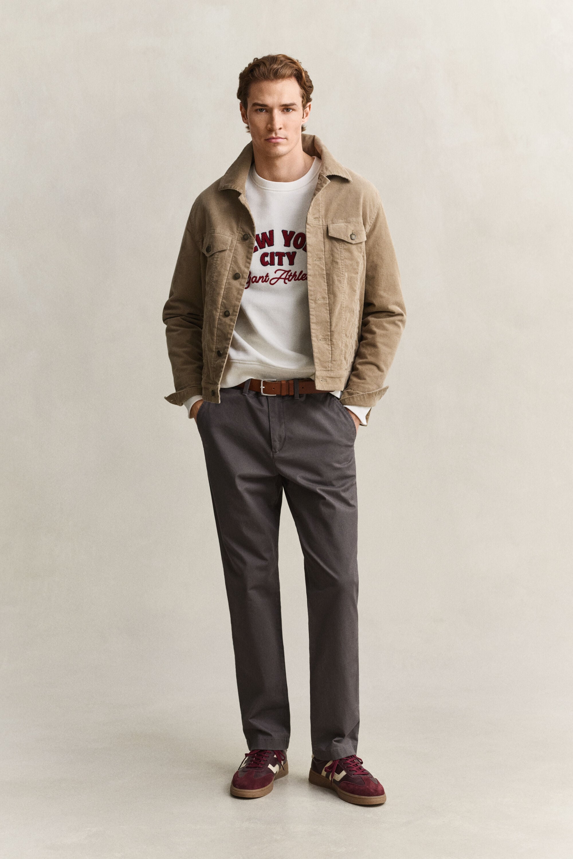 Pantalon chino classique coupe regular