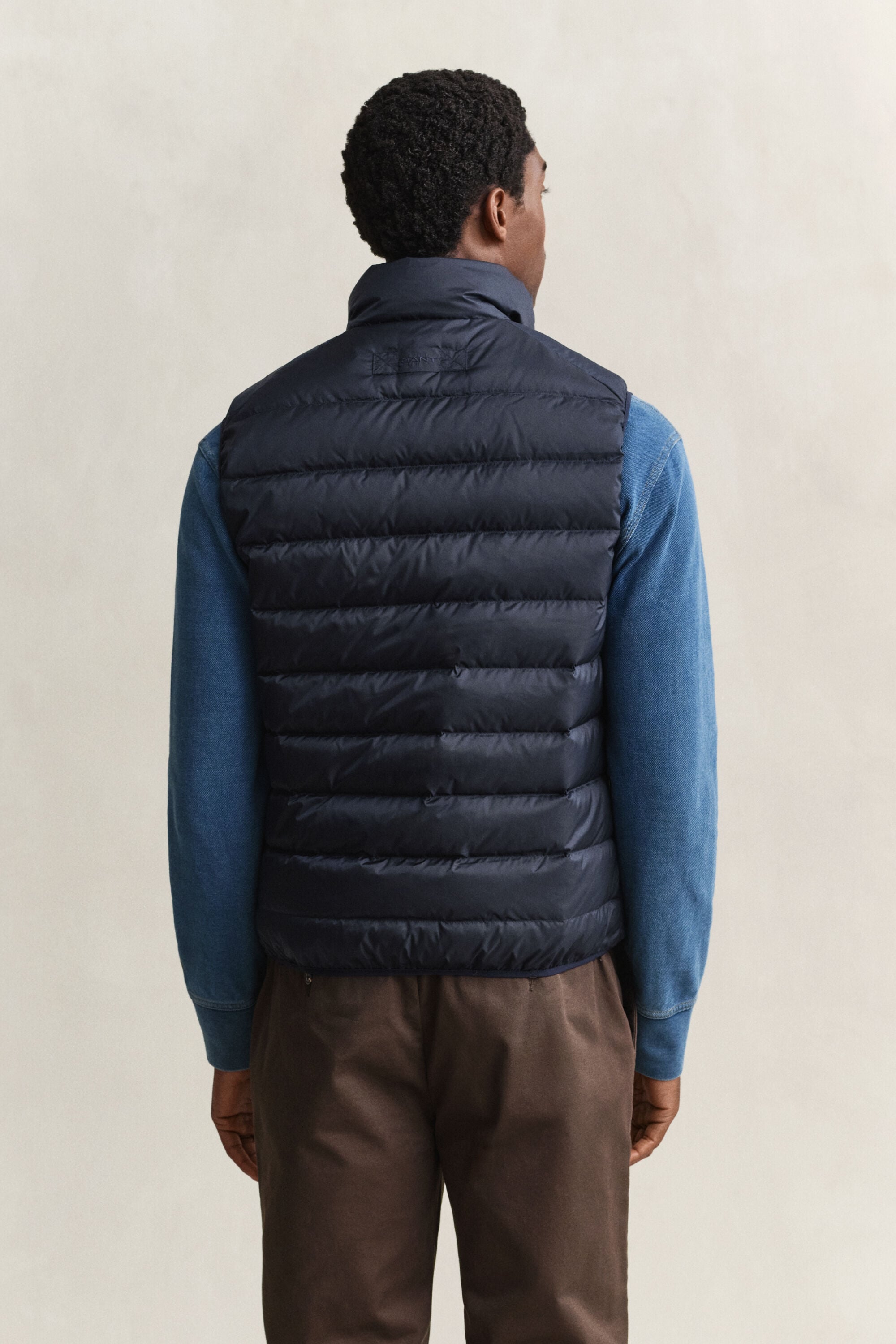 Lichte donsbodywarmer