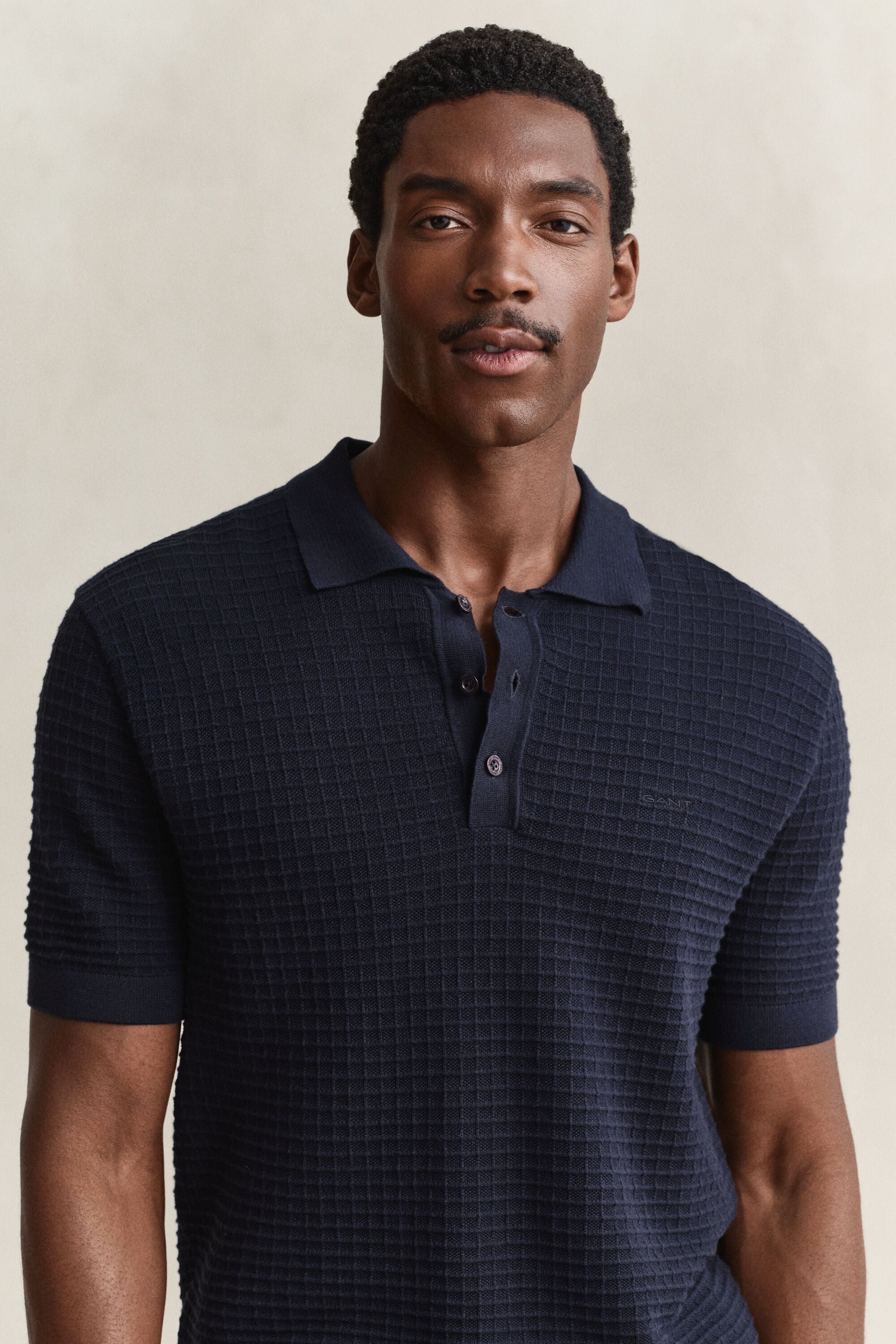 Pull façon polo texturé