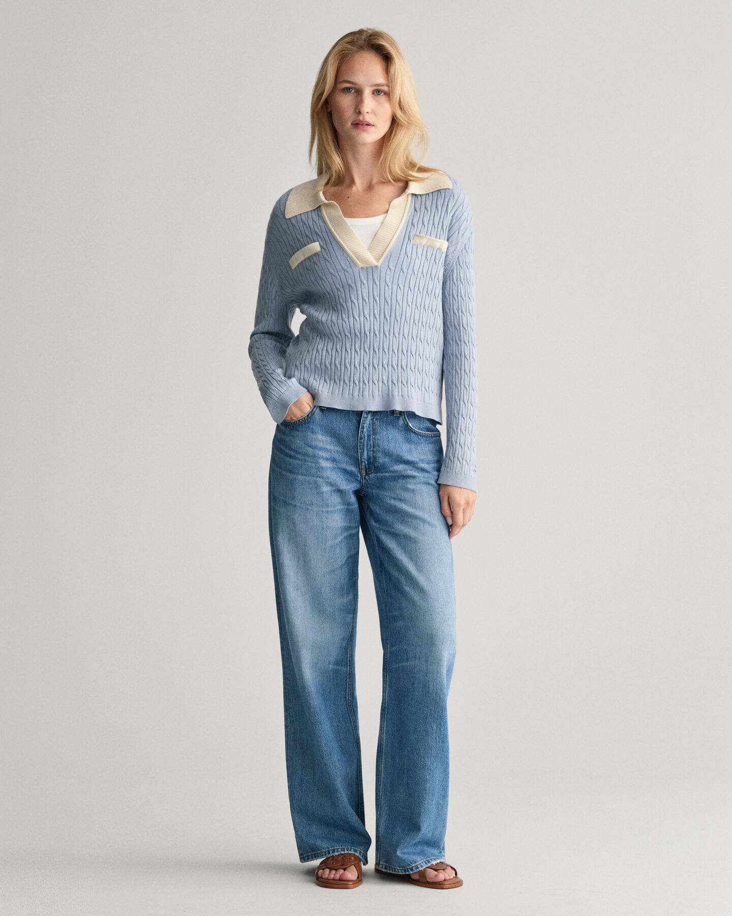 Pull fa&ccedil;on polo en maille torsad&eacute;e