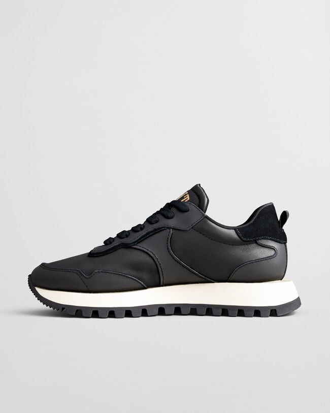 Baskets en daim et satin Caffay