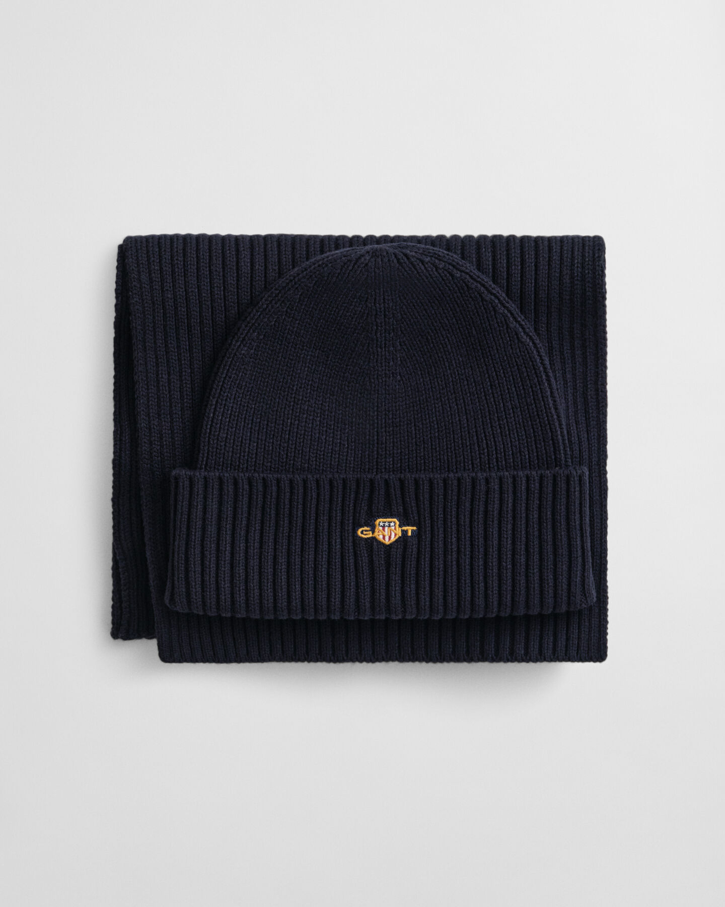 Cadeauset met Shield beanie en sjaal