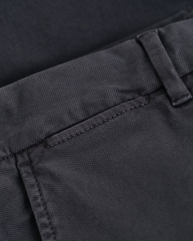 Slim Fit Dobby Structured chino