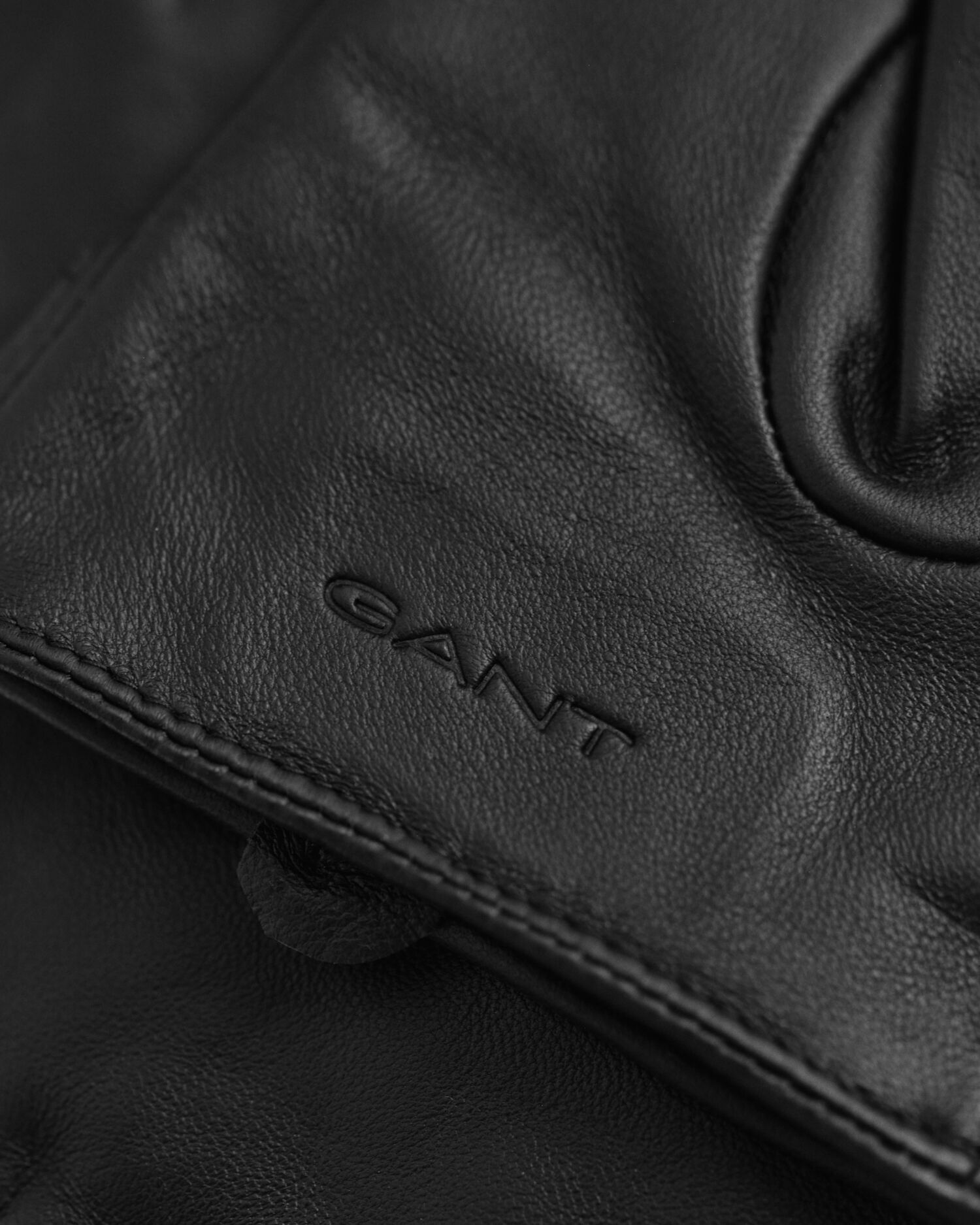 Gants en cuir avec boutons